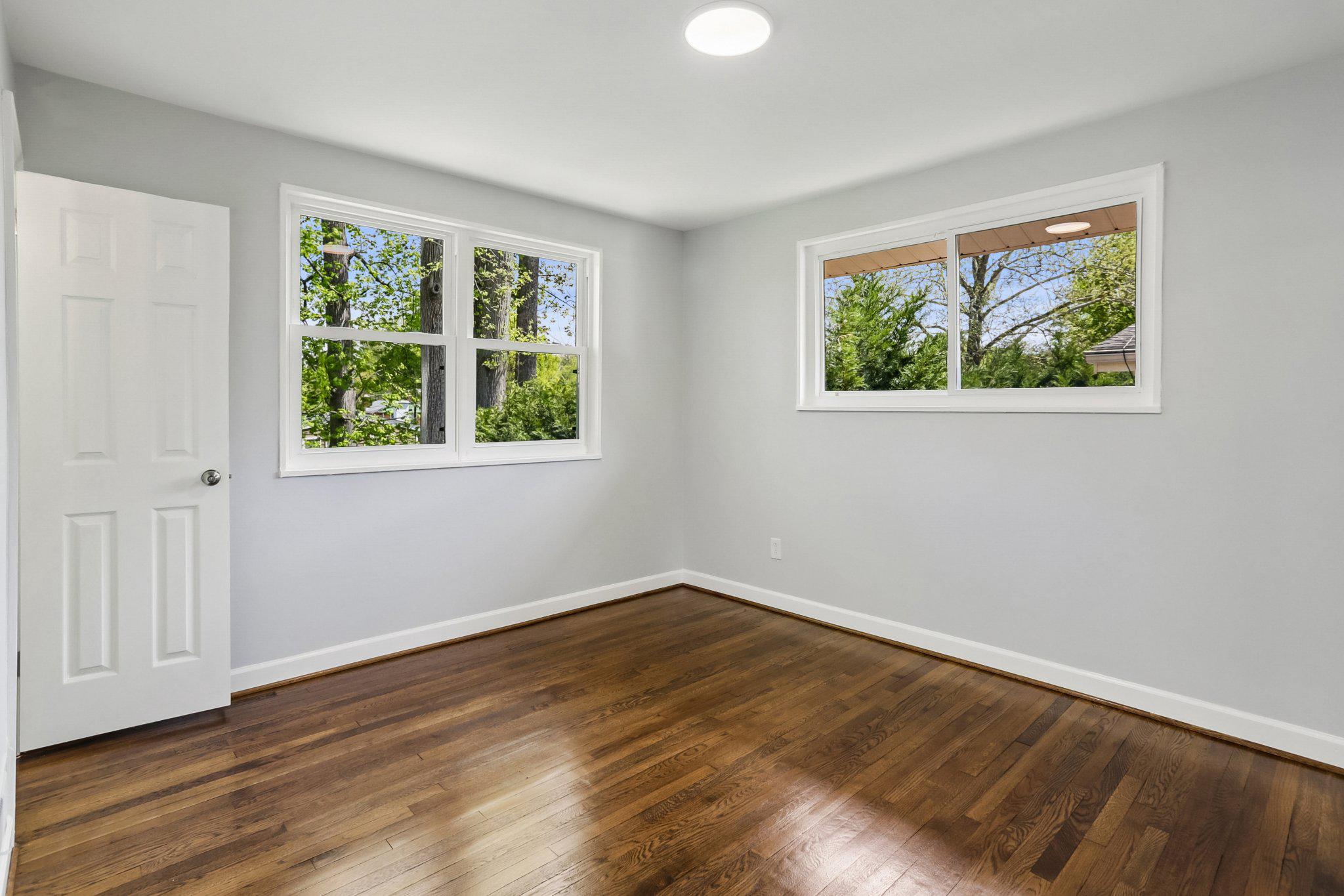 GREENWOOD KNOLLS - Residential