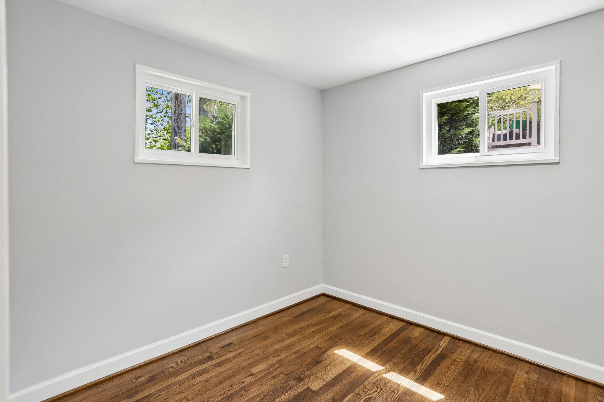 GREENWOOD KNOLLS - Residential