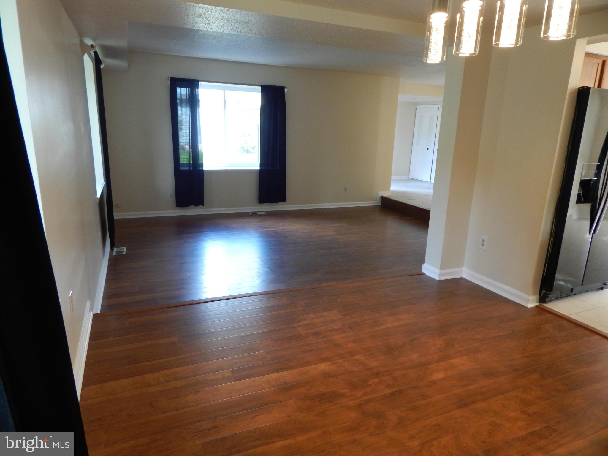 SUGARLAND WEST - Residential