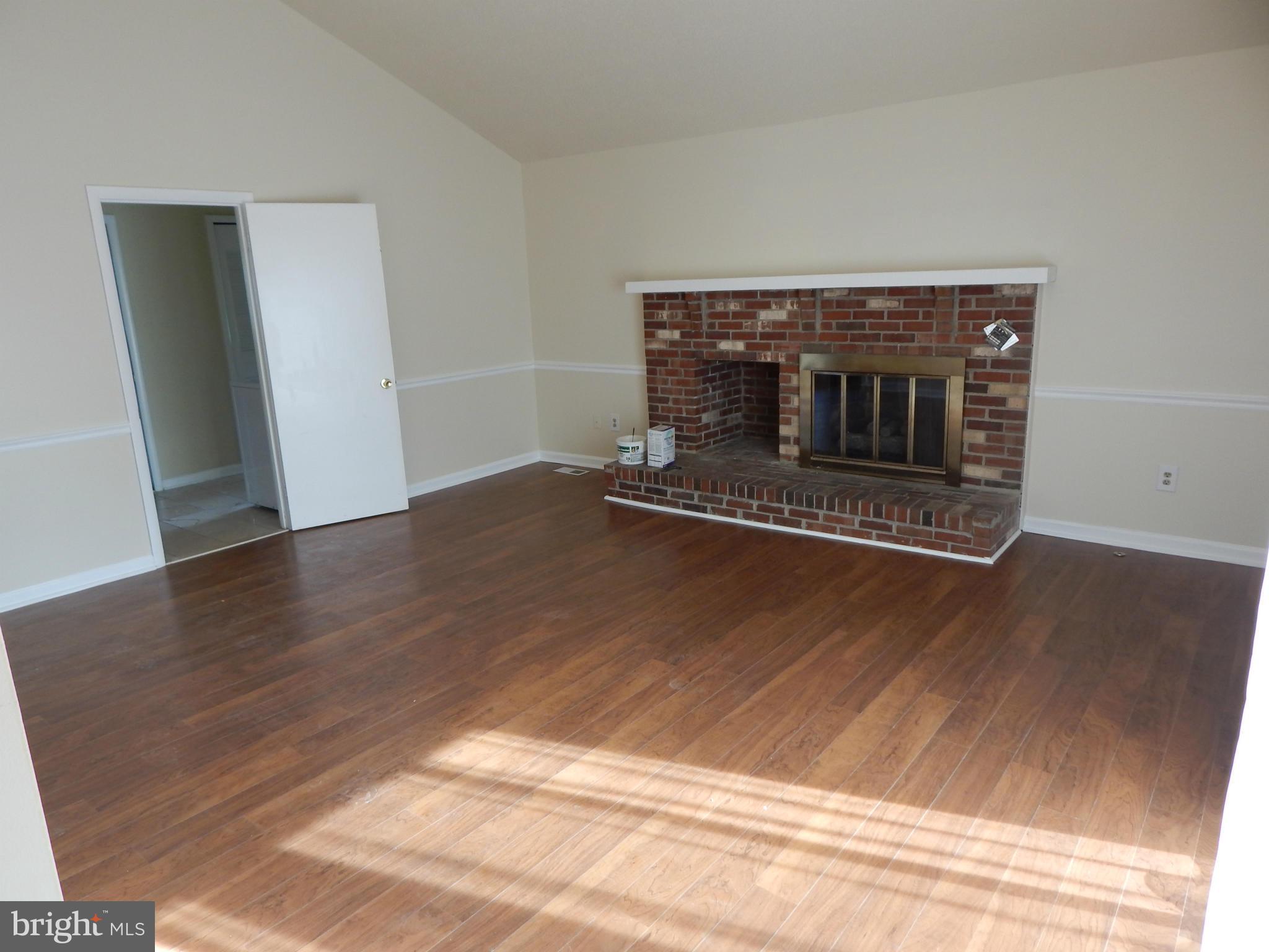 SUGARLAND WEST - Residential