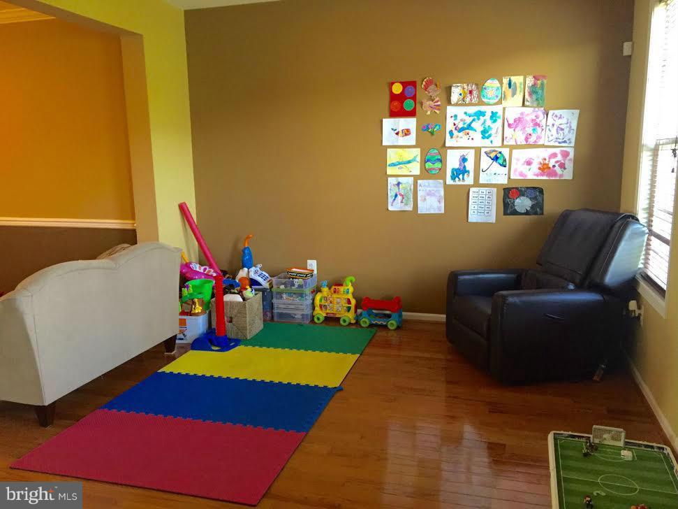 POPLAR RUN - Residential Lease