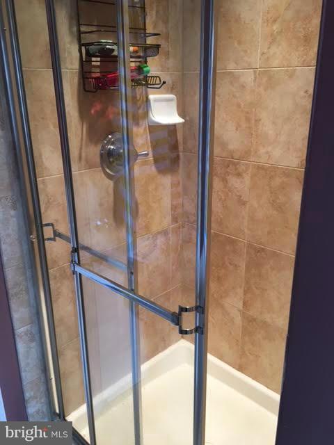 POPLAR RUN - Residential Lease