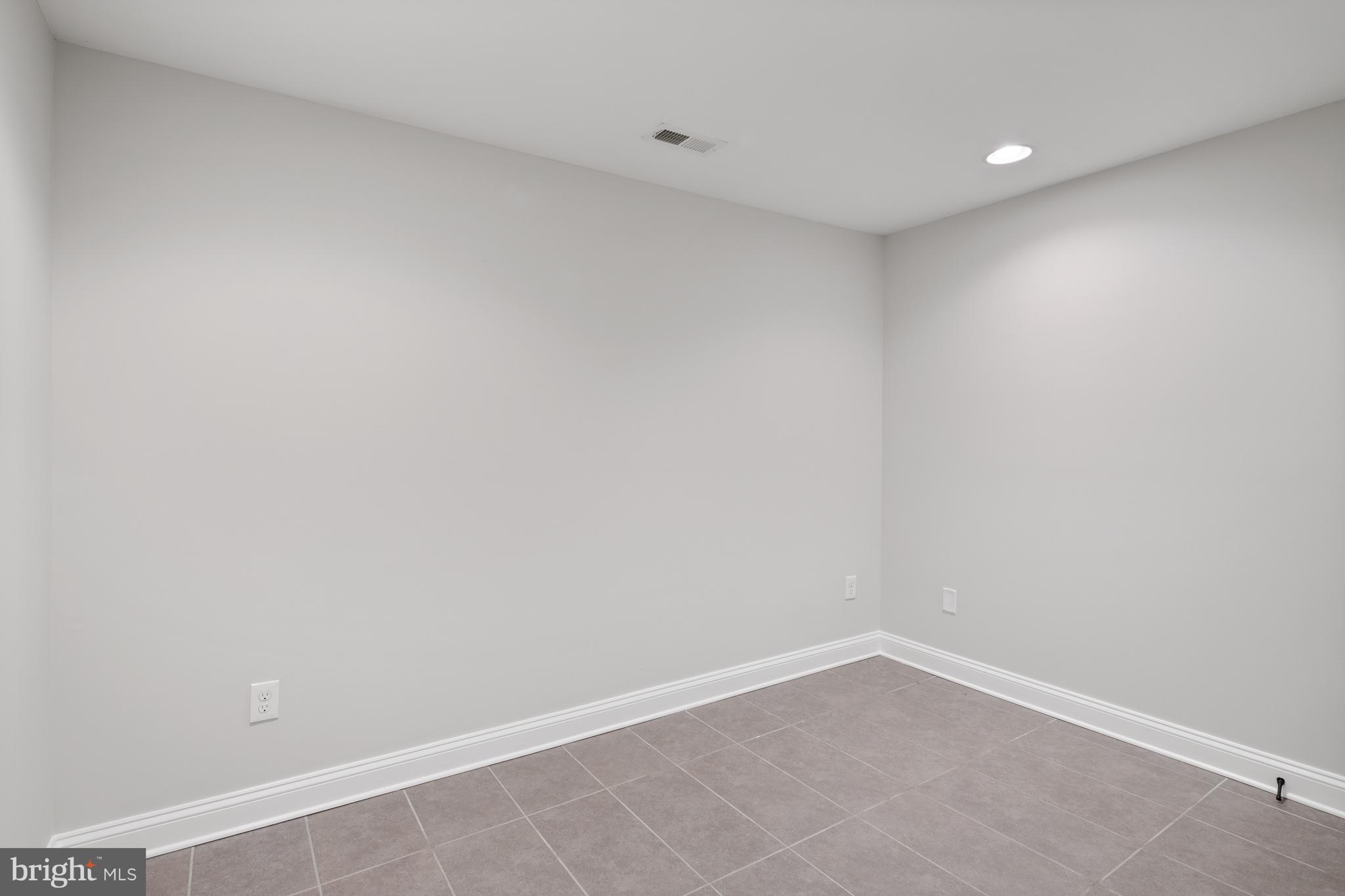 UPPER FELLS POINT - Residential