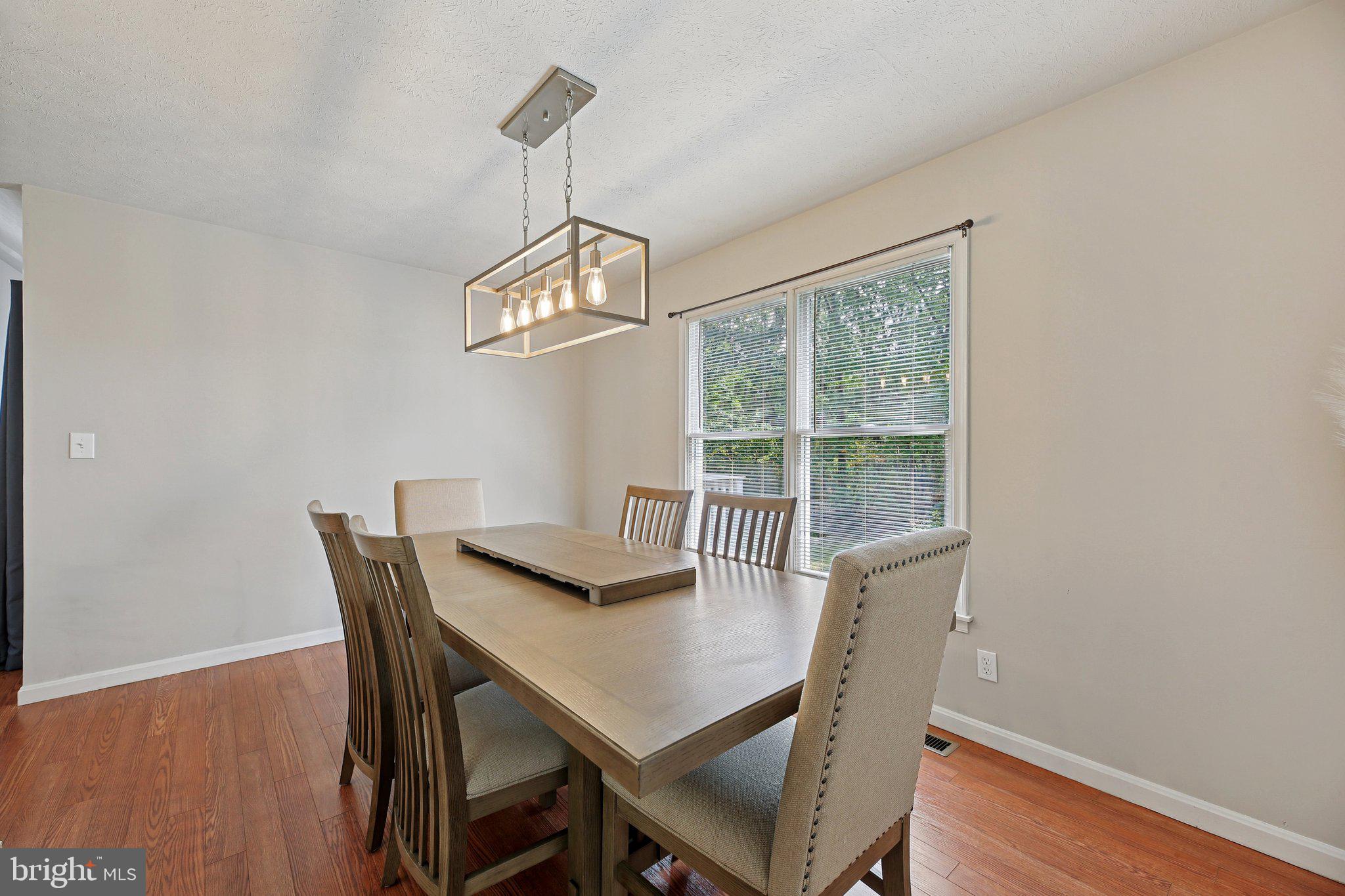 ELKTON - Residential