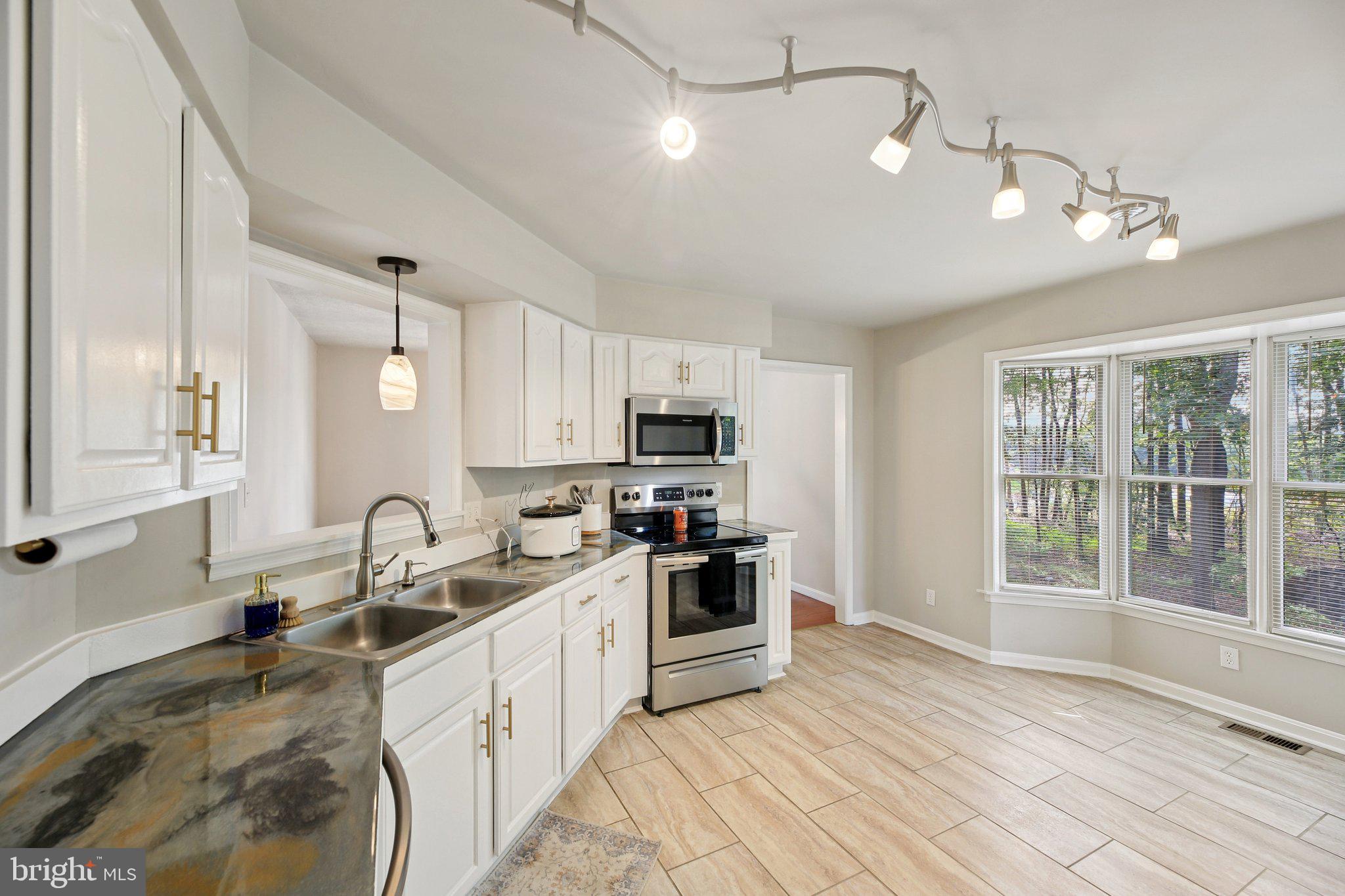 ELKTON - Residential