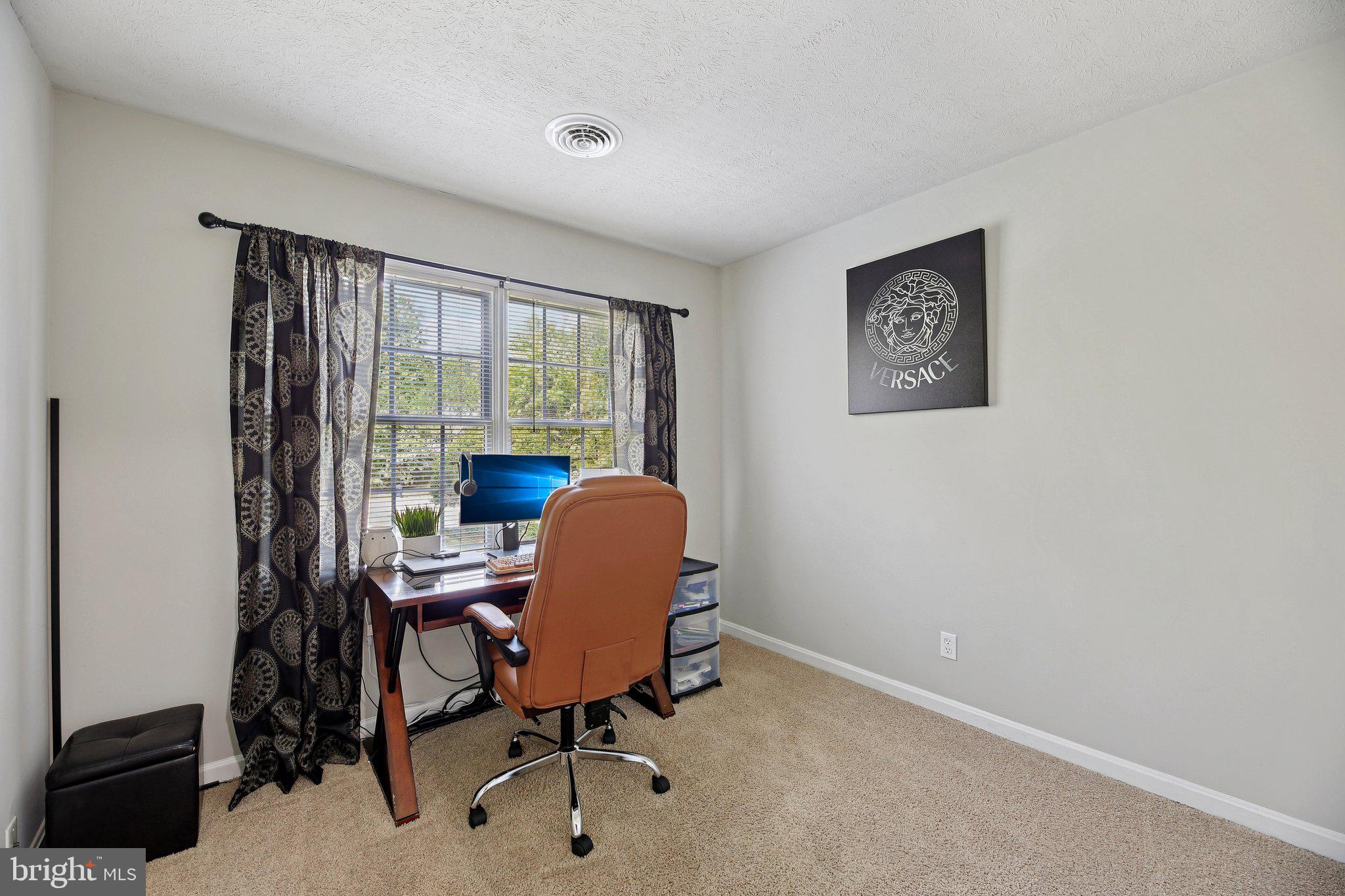 ELKTON - Residential