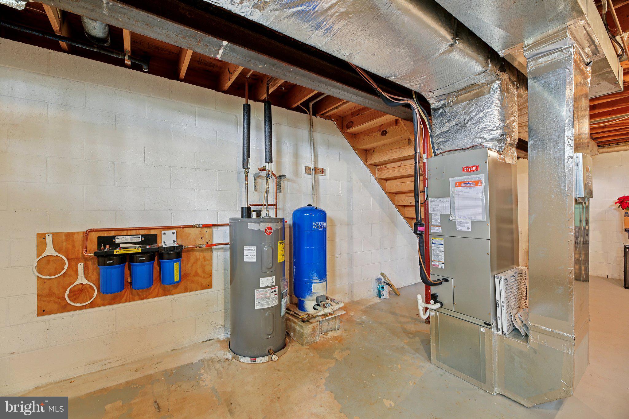 ELKTON - Residential