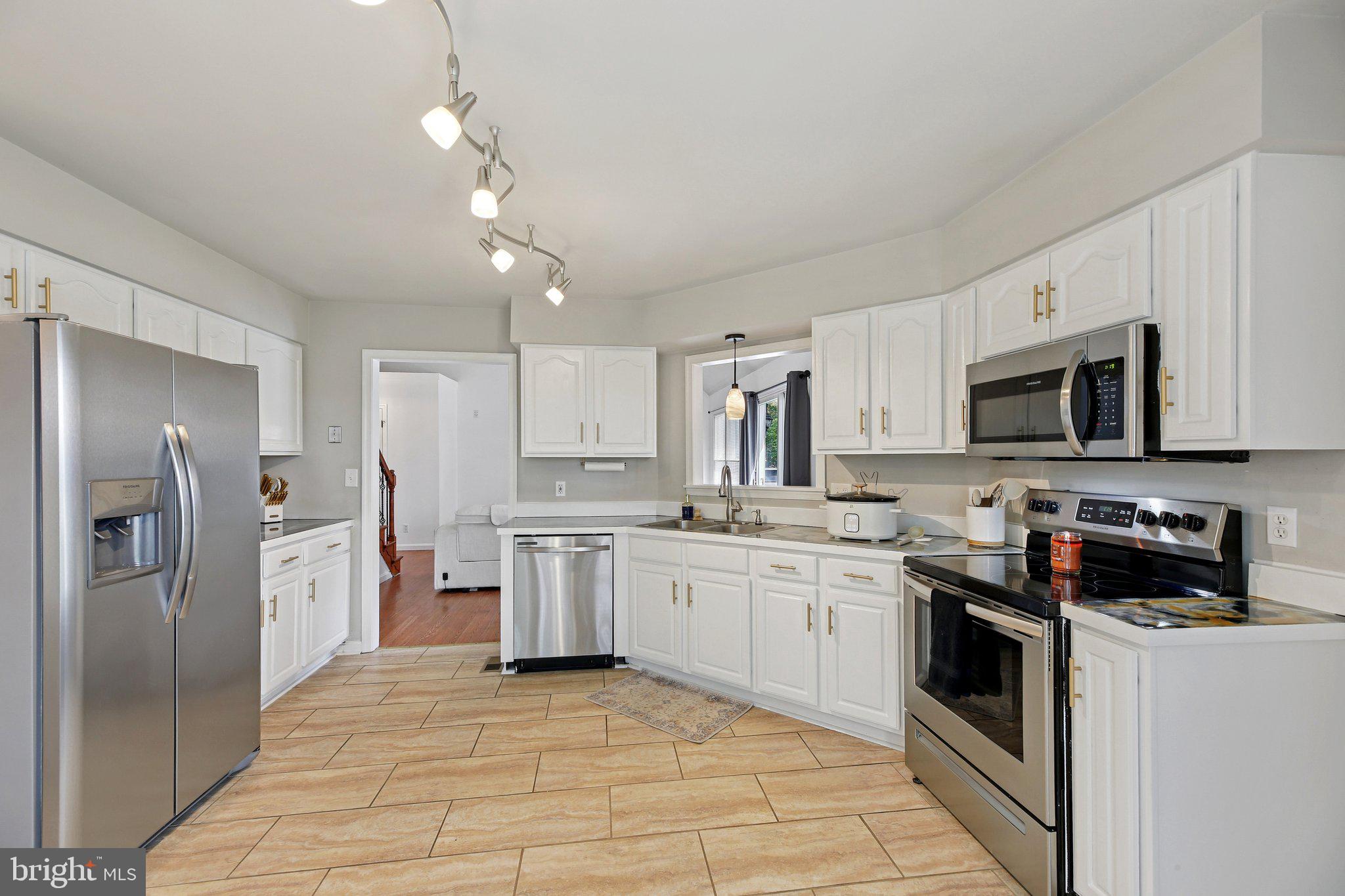 ELKTON - Residential