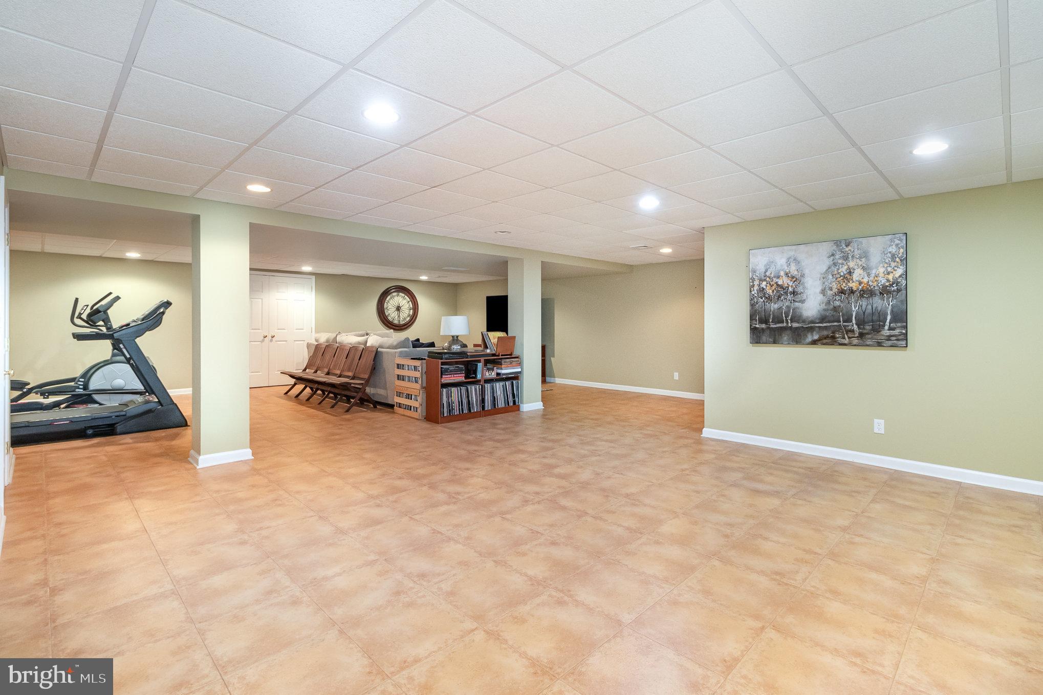 SOUTH LONDONDERRY - Residential