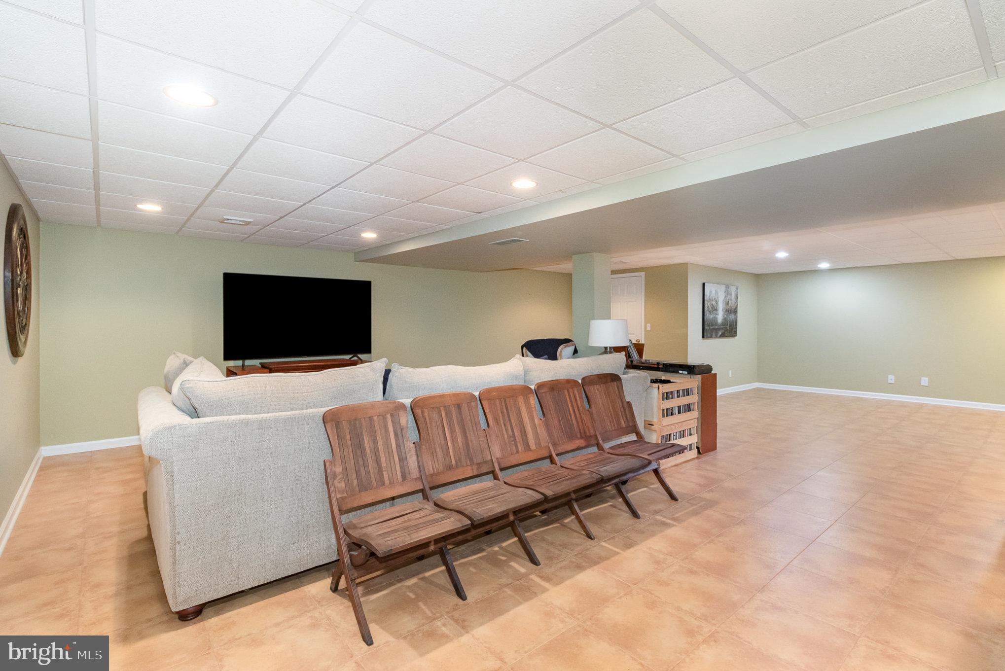 SOUTH LONDONDERRY - Residential