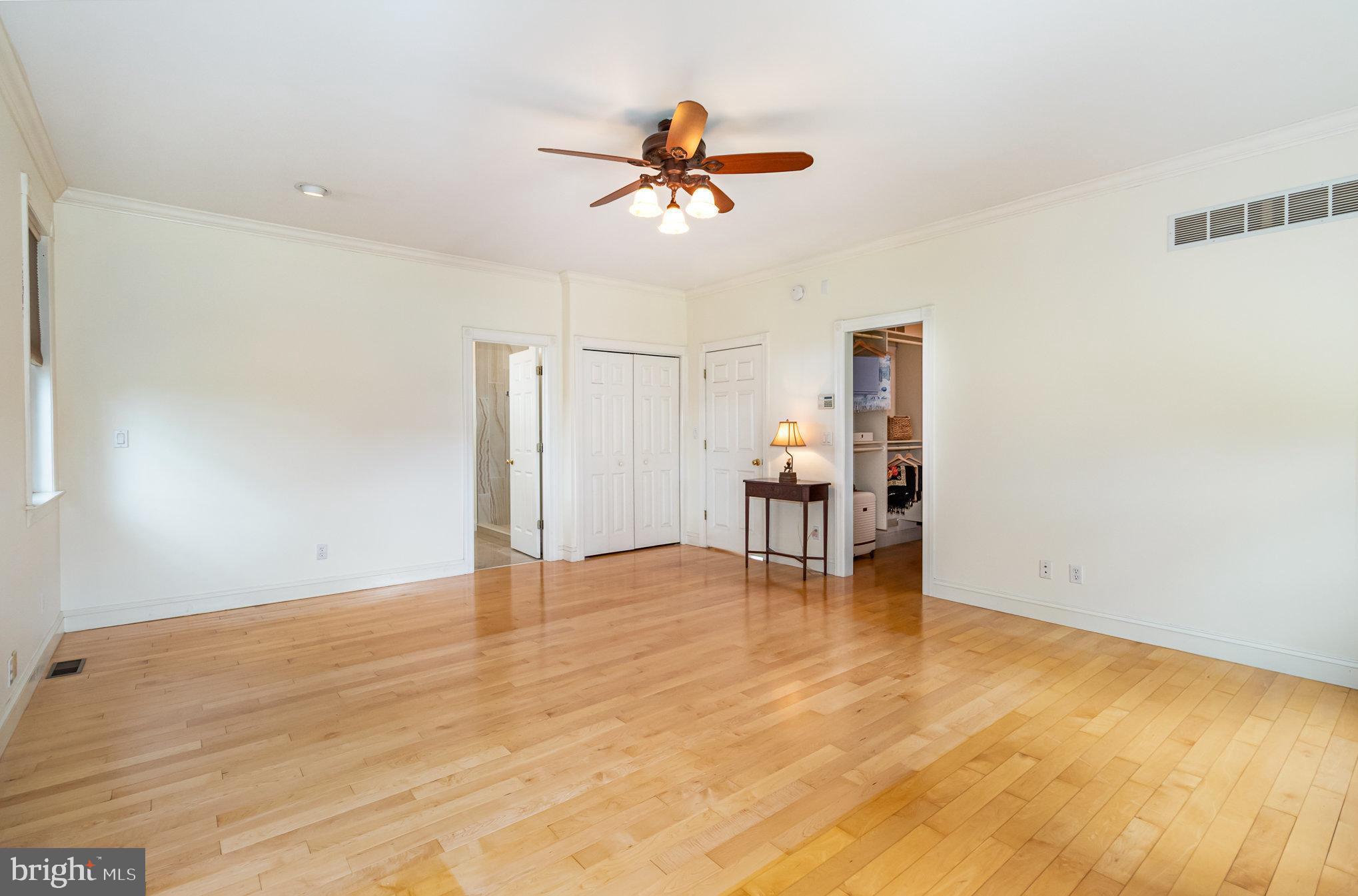 SOUTH LONDONDERRY - Residential