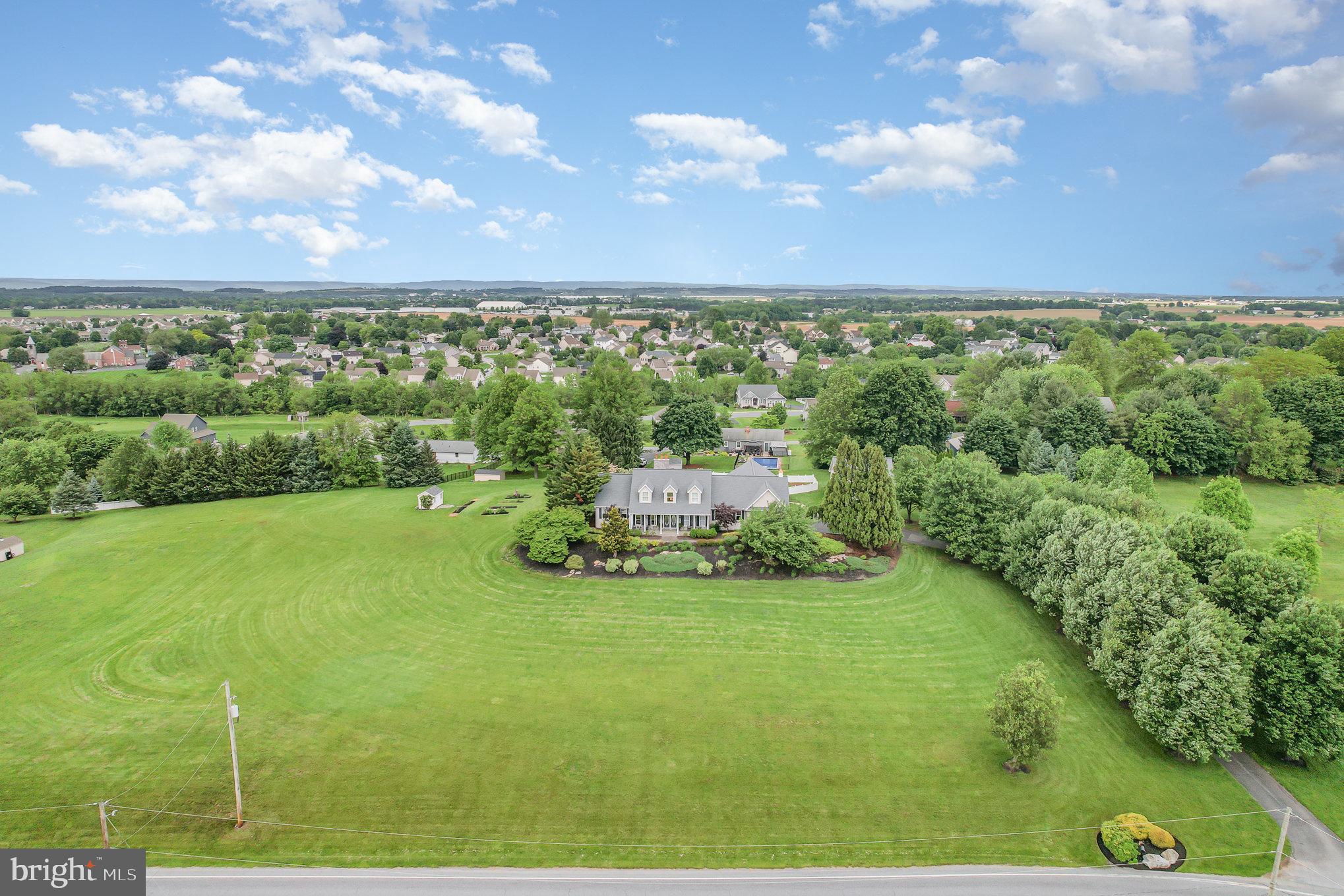 148 LAWN ROAD