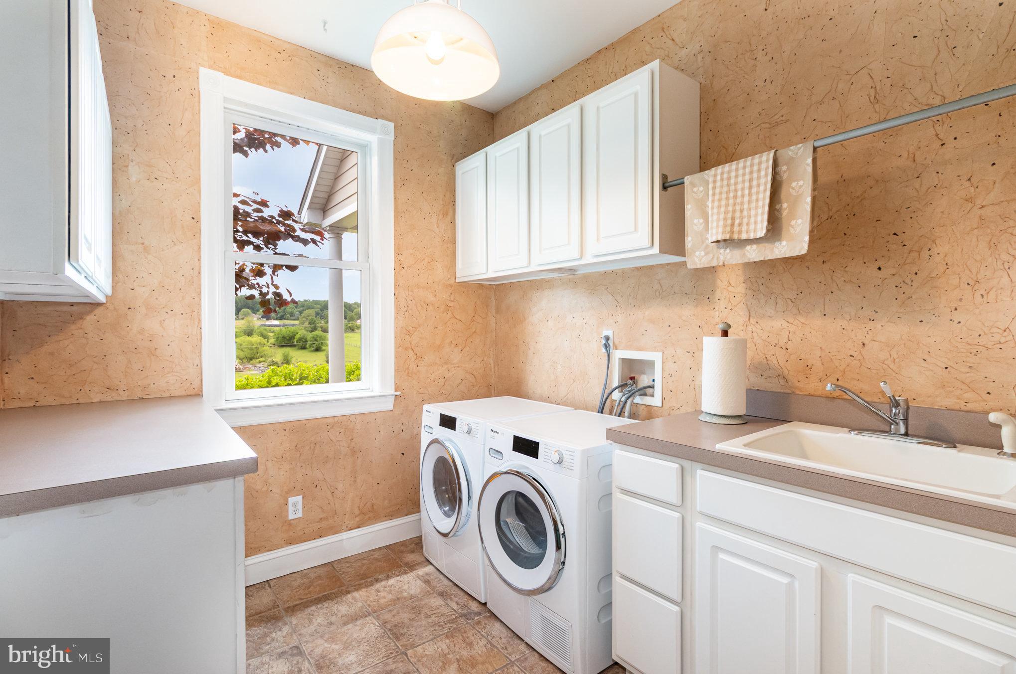 SOUTH LONDONDERRY - Residential