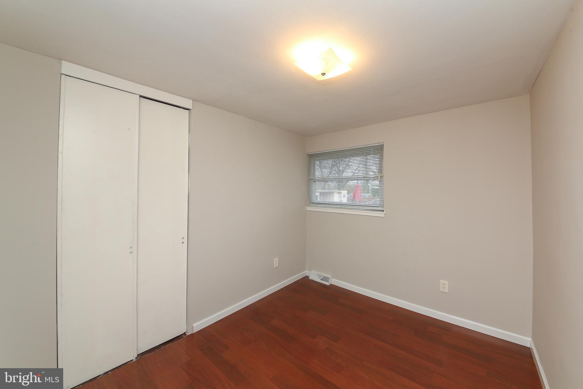 MILL RUN - Residential