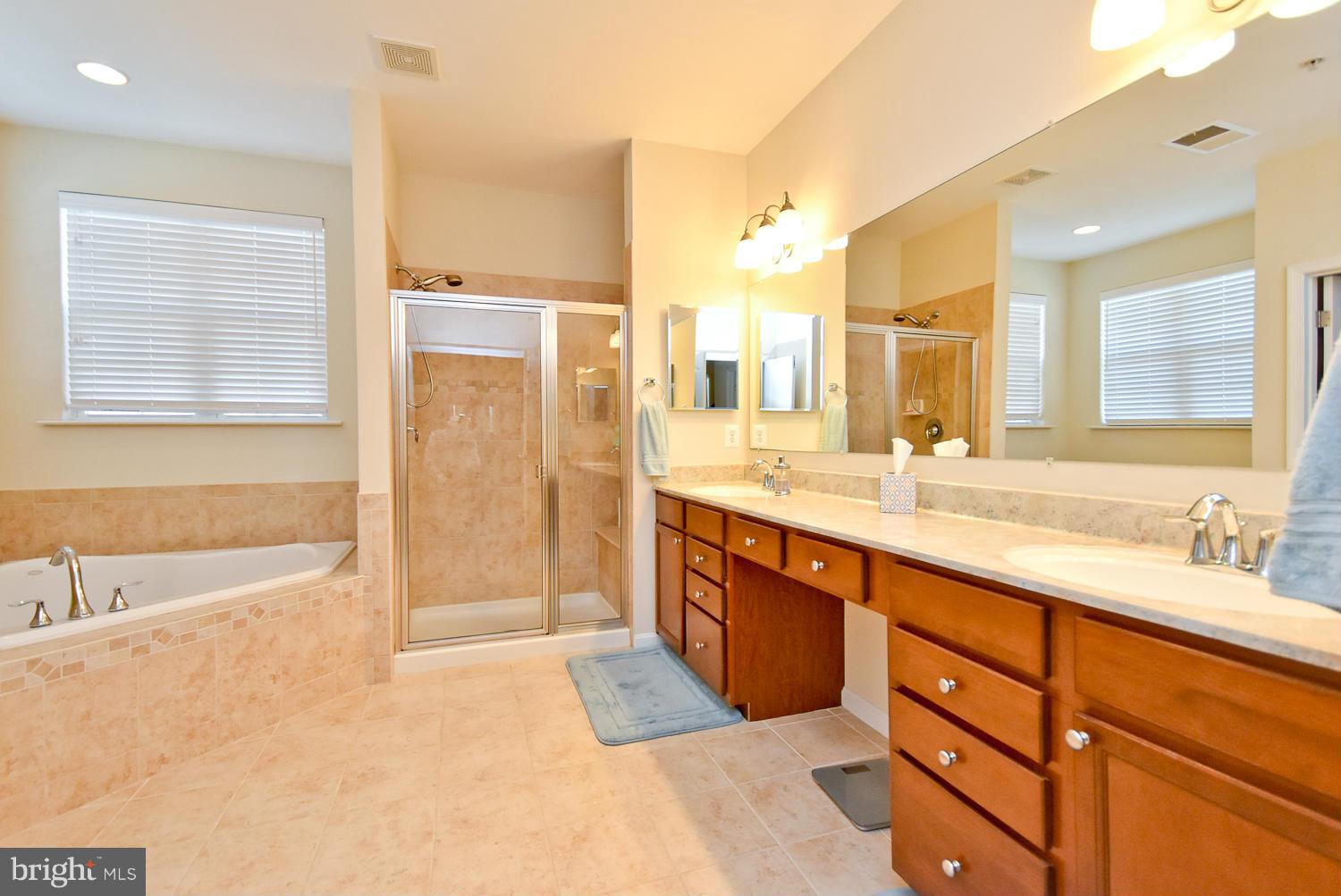 FAIRWOOD-PHASE 2-PLAT 10 - Residential