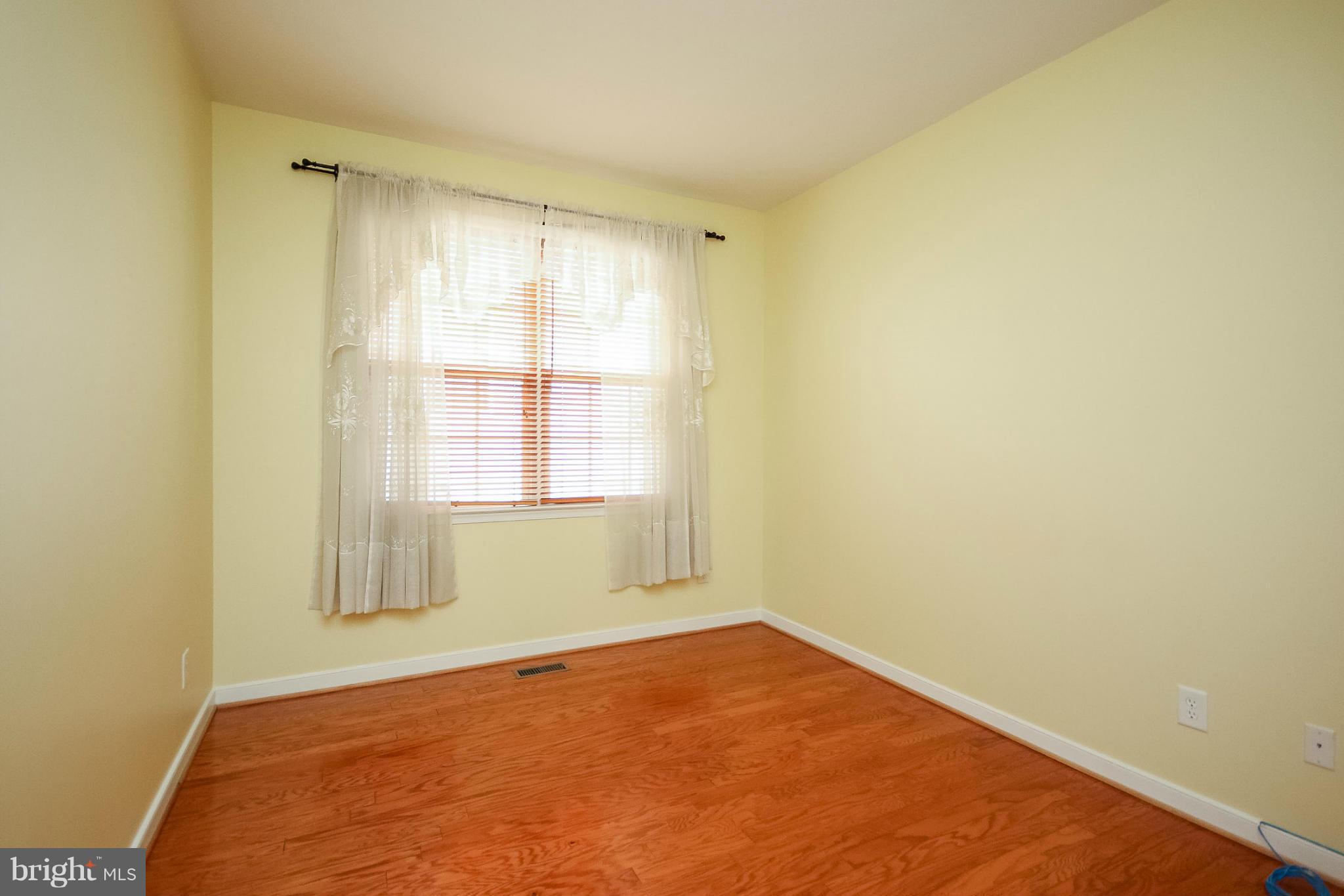 LEGACY WOODS - Residential