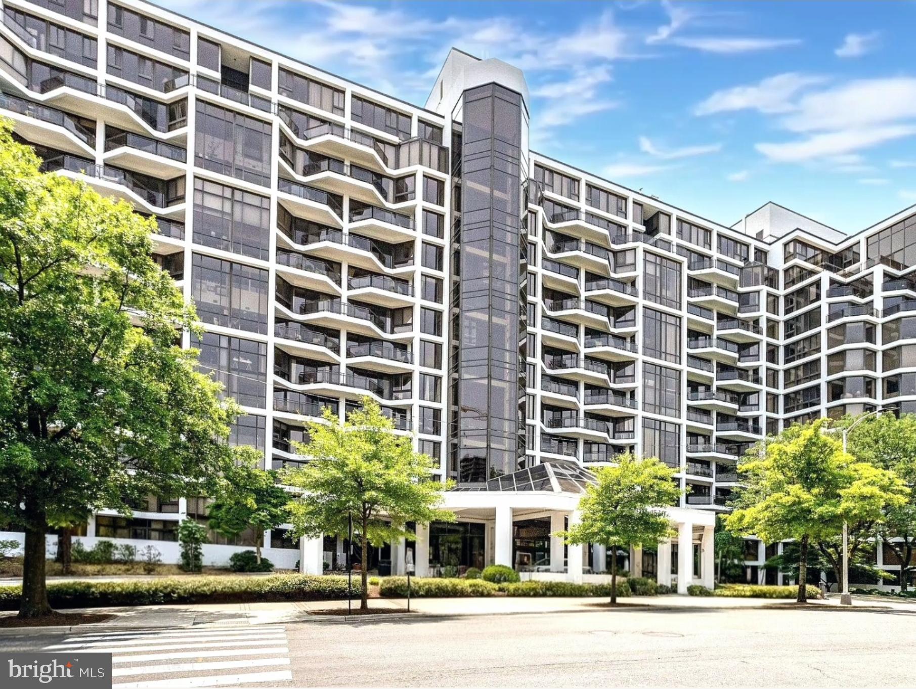 1530 KEY BOULEVARD 1318