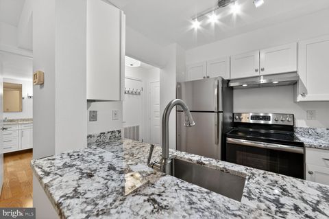 Condo For Sale - 2100 Langston Boulevard #339<br/> ARLINGTON, VA 22201