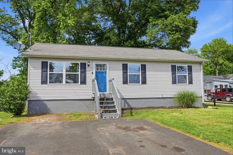 Photo of 532 Western Avenue, BRISTOL, PA 19007 (MLS # PABU2120424)