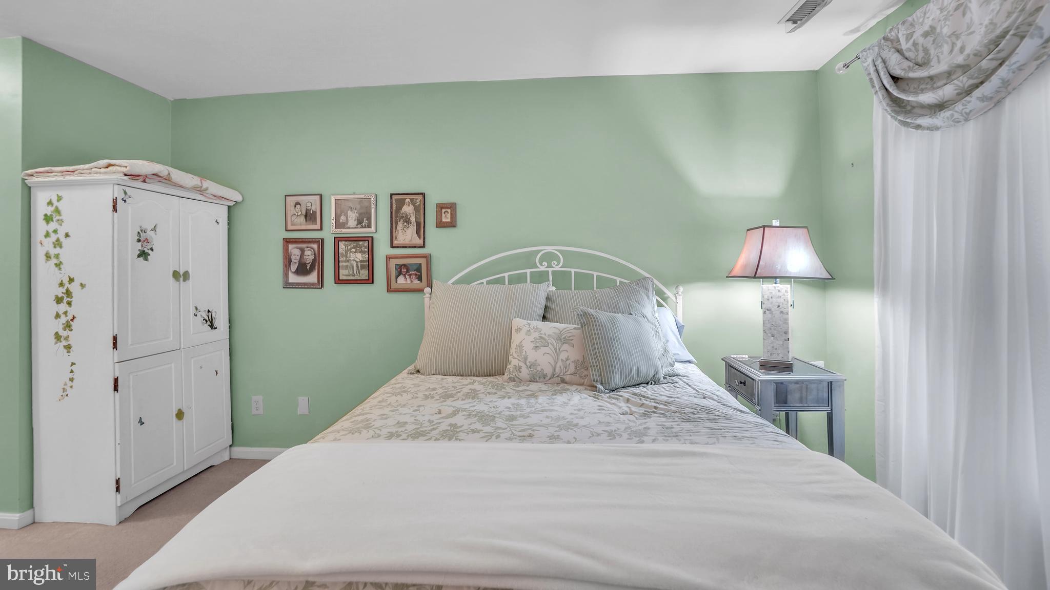 HERITAGE HARBOUR - Residential