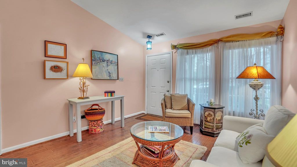 Photo of 1943 Marconi Circle, ANNAPOLIS, MD 21401 (MLS # MDAA2132478)