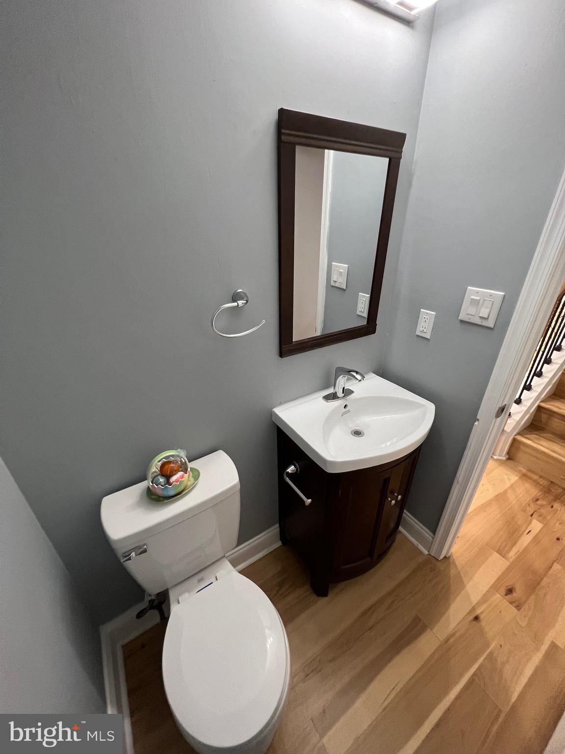 VILLAGE OAKS - Residential