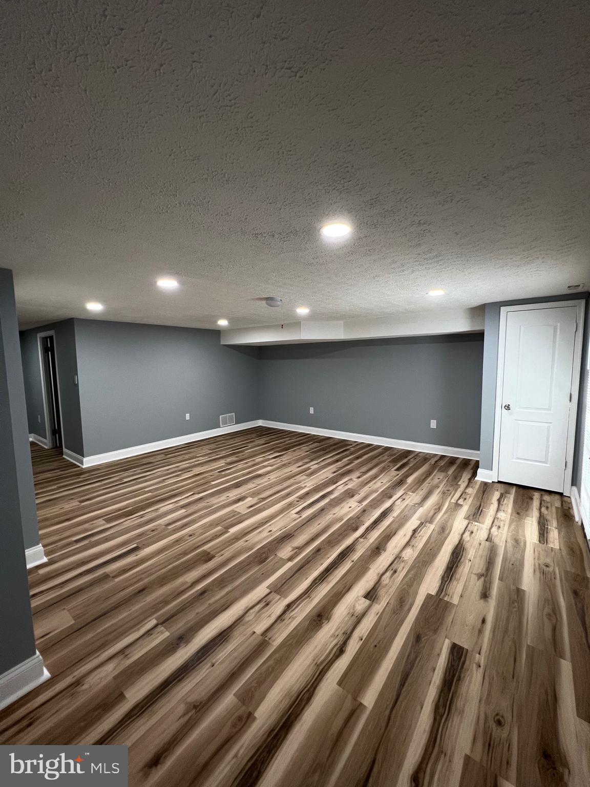 VILLAGE OAKS - Residential