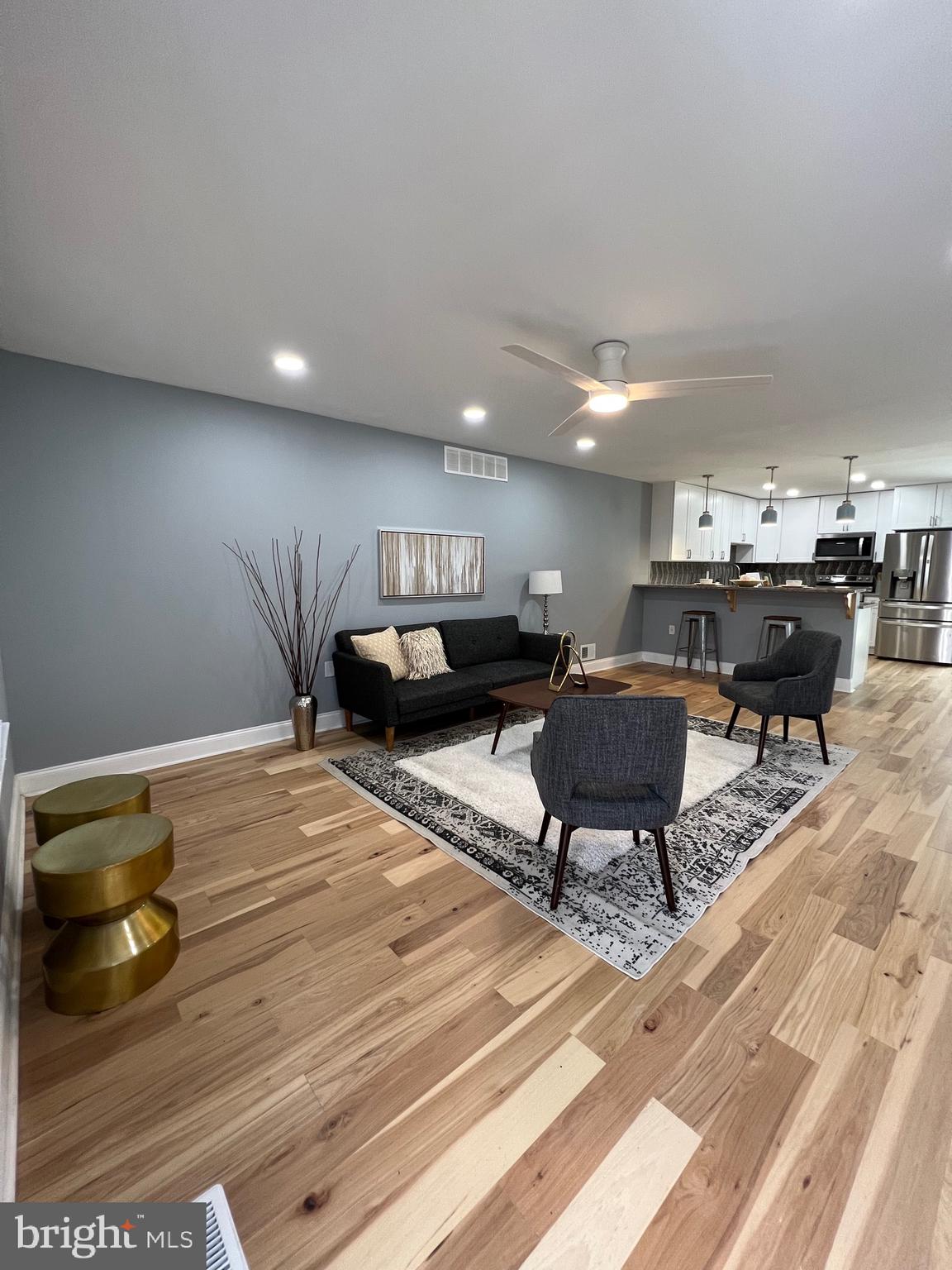 VILLAGE OAKS - Residential