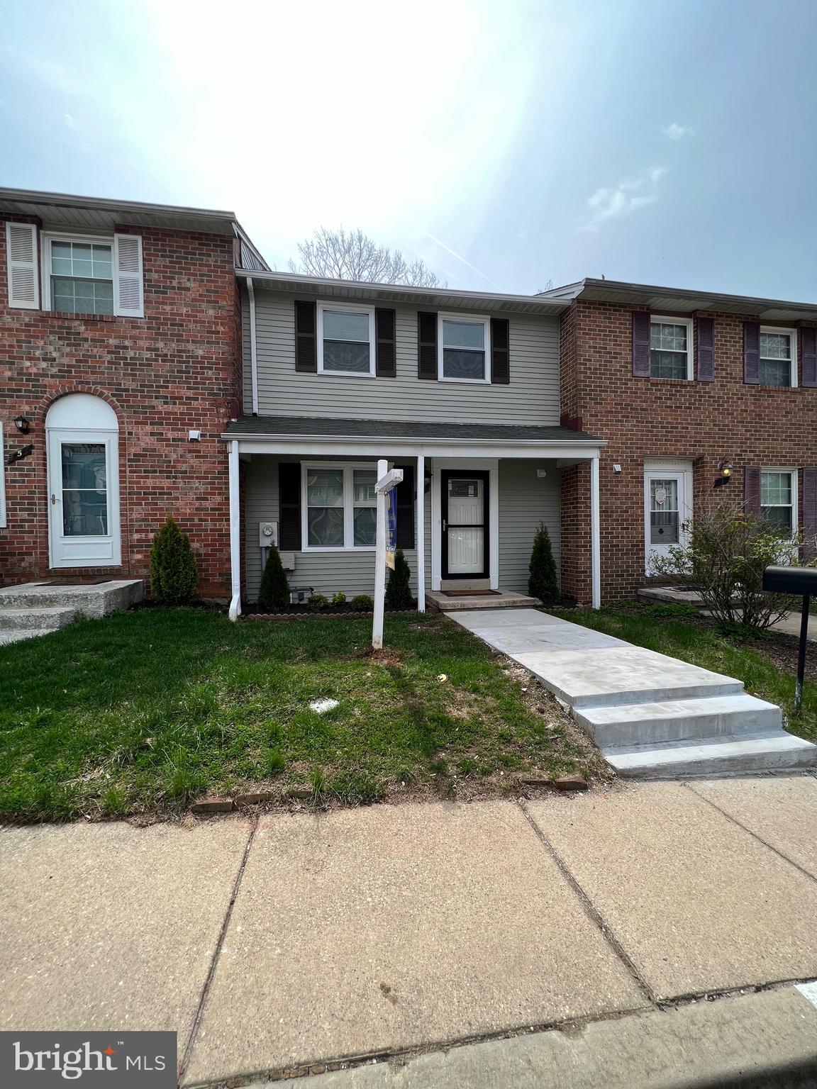 VILLAGE OAKS - Residential