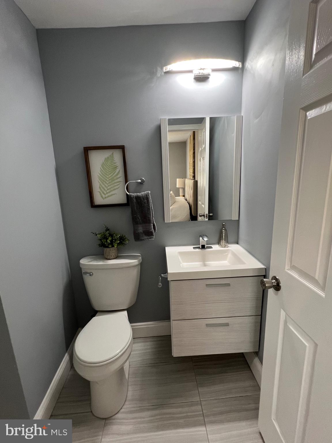 VILLAGE OAKS - Residential