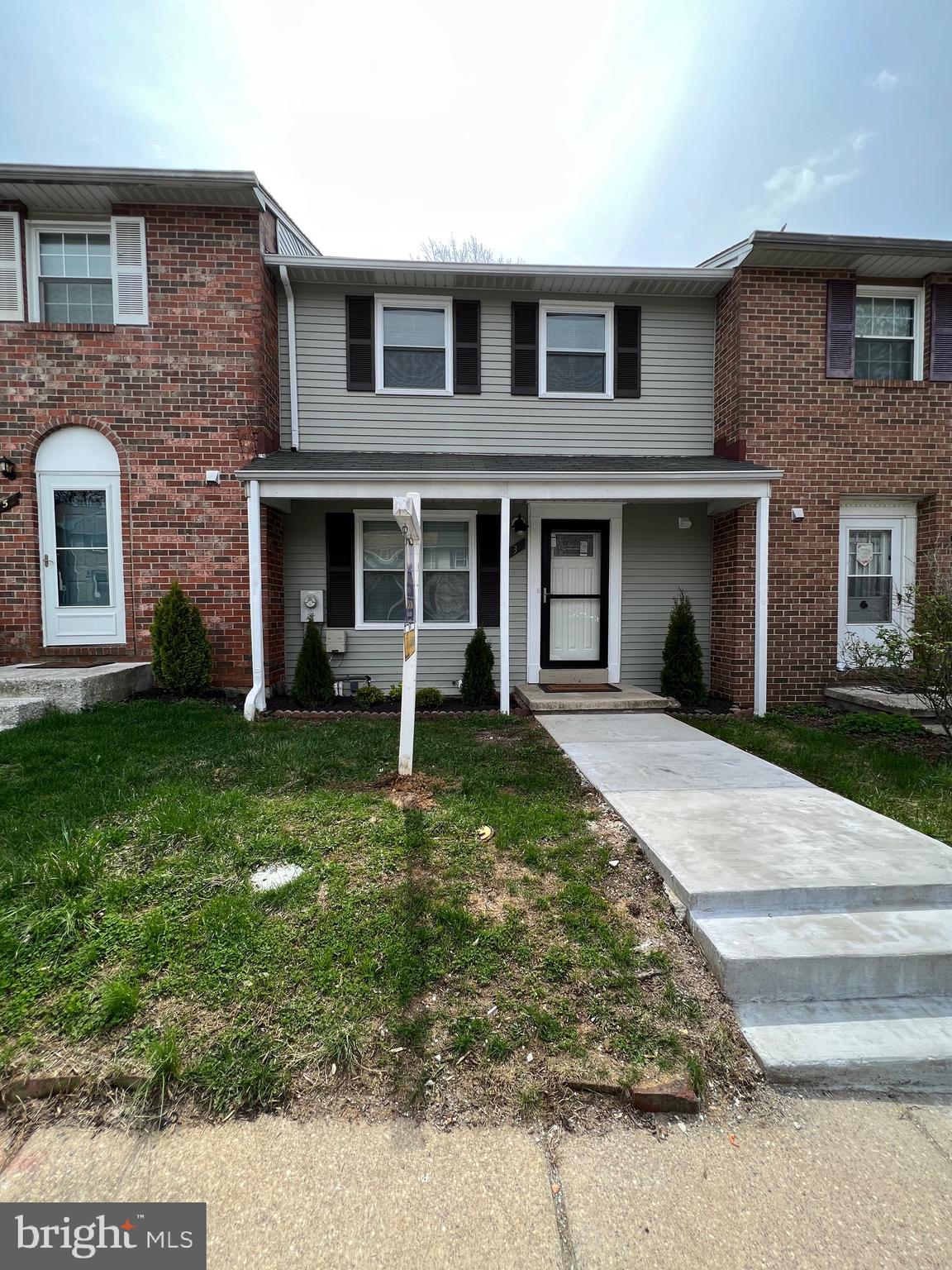 VILLAGE OAKS - Residential