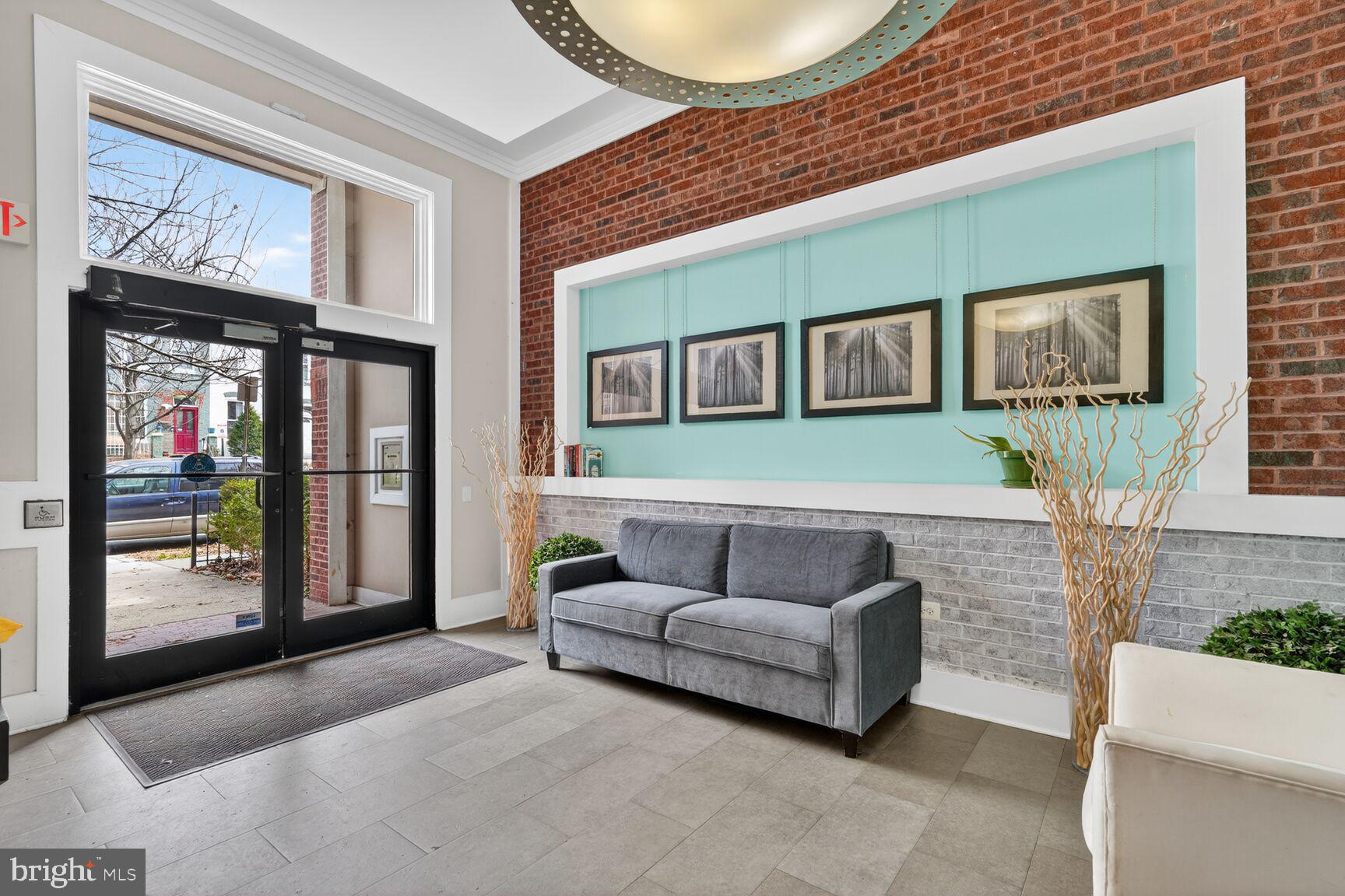 245 15TH STREET SE 403