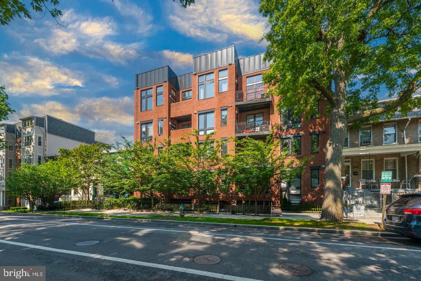 245 15TH STREET SE 403