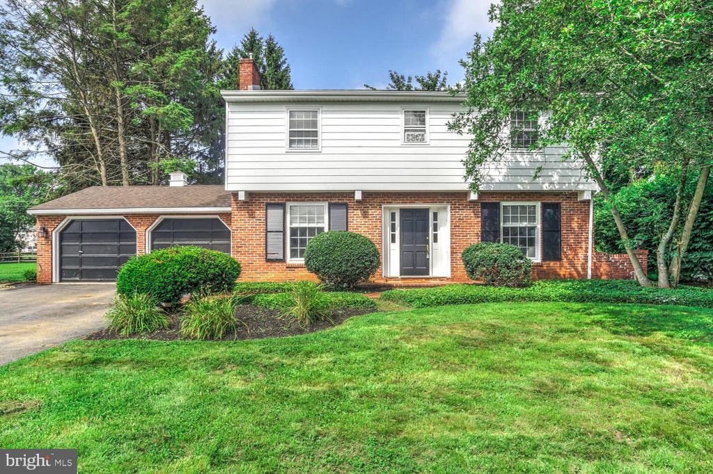 Photo of 1909 Northbrook Drive, LANCASTER, PA 17601 (MLS # PALA2073348)