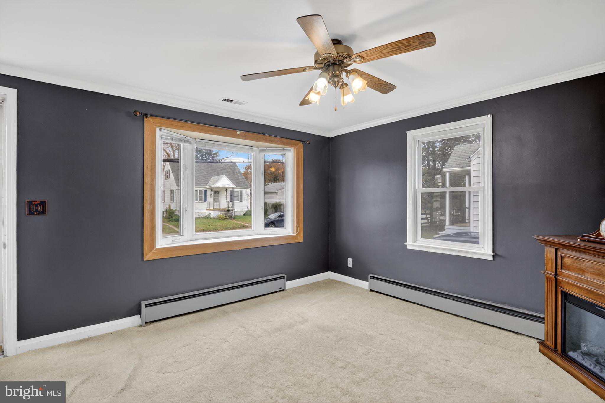 MIDDLE RIVER - Residential