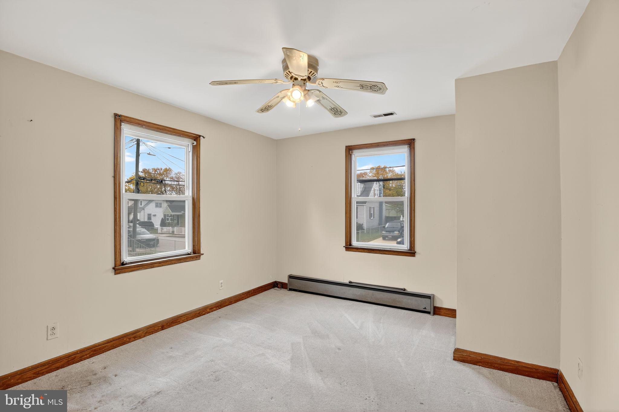 MIDDLE RIVER - Residential