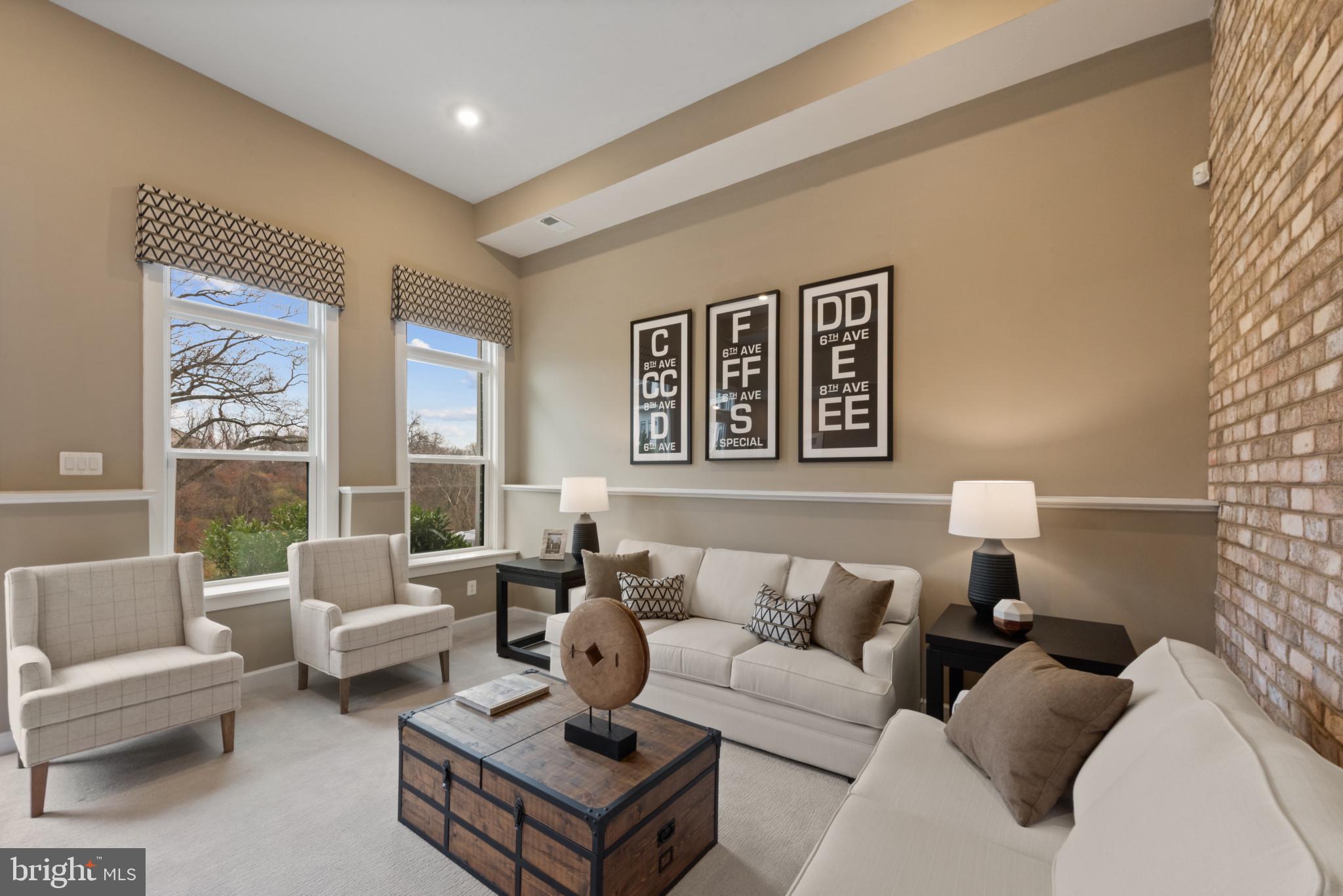 244 HICKORY HOLLOW COURT