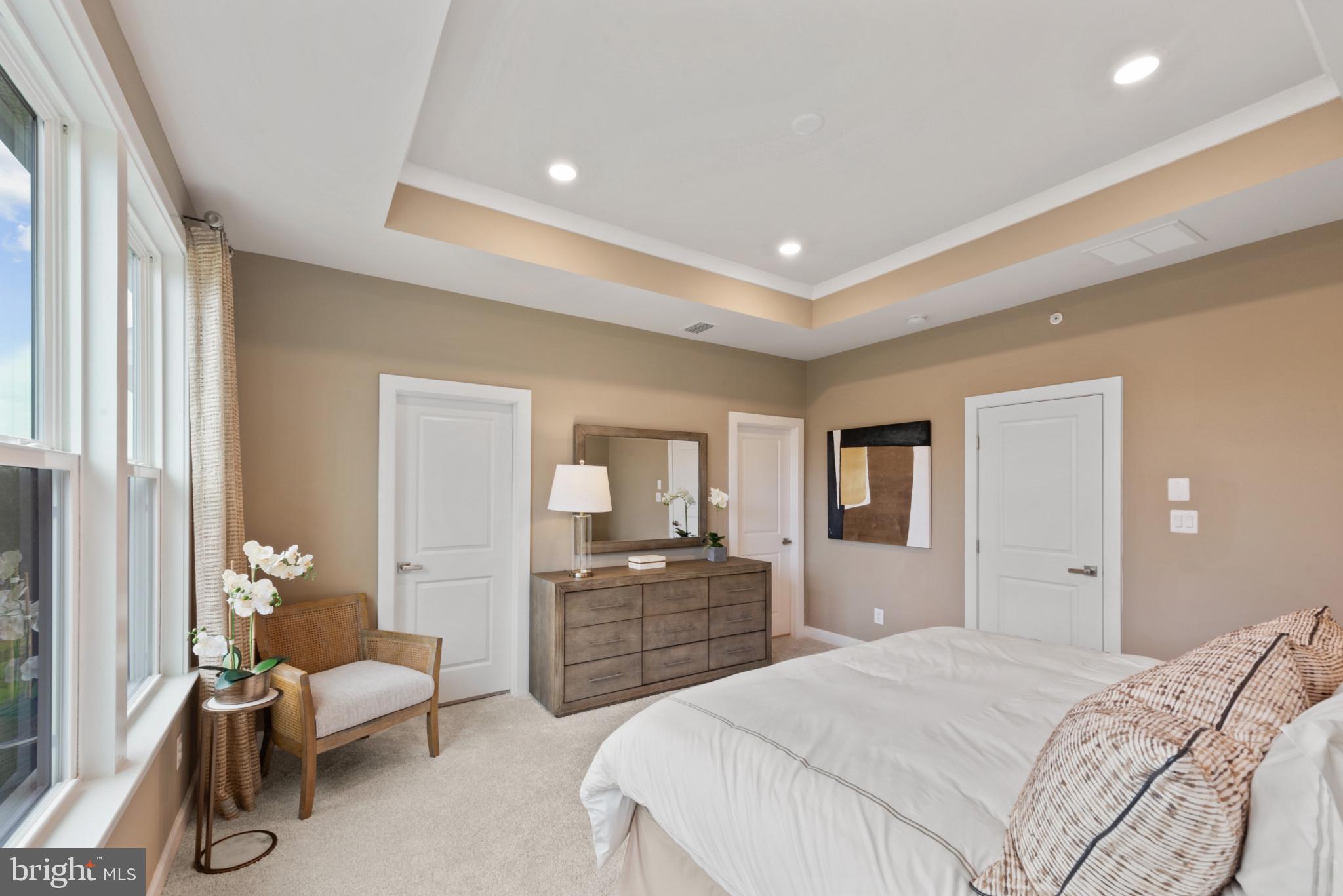 LONGVIEW RIDGE - Residential