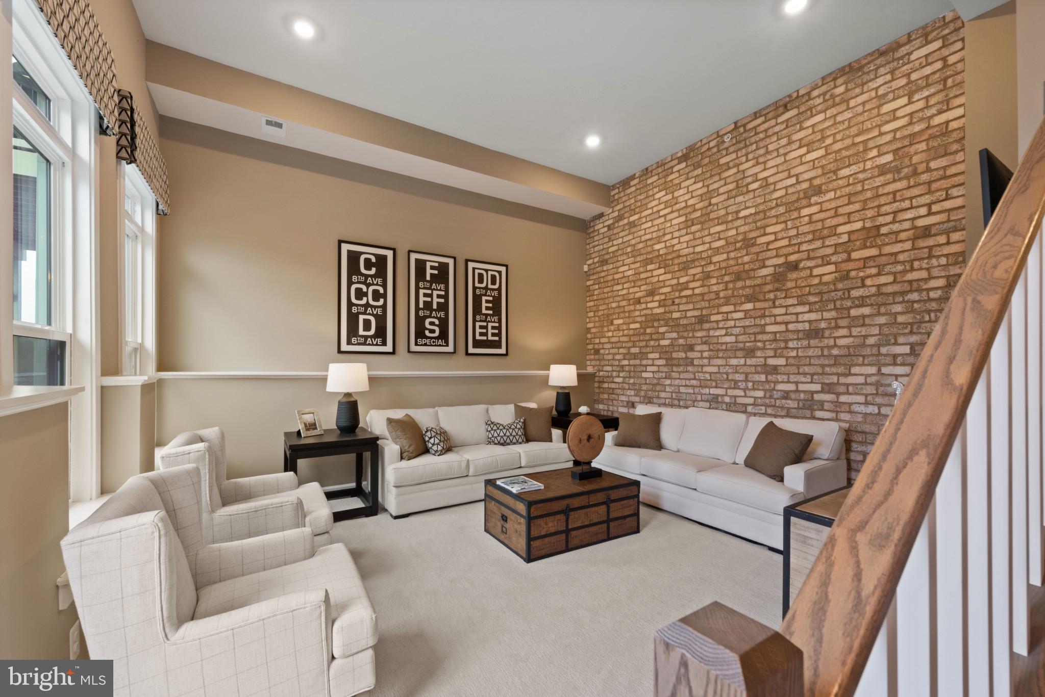 244 HICKORY HOLLOW COURT