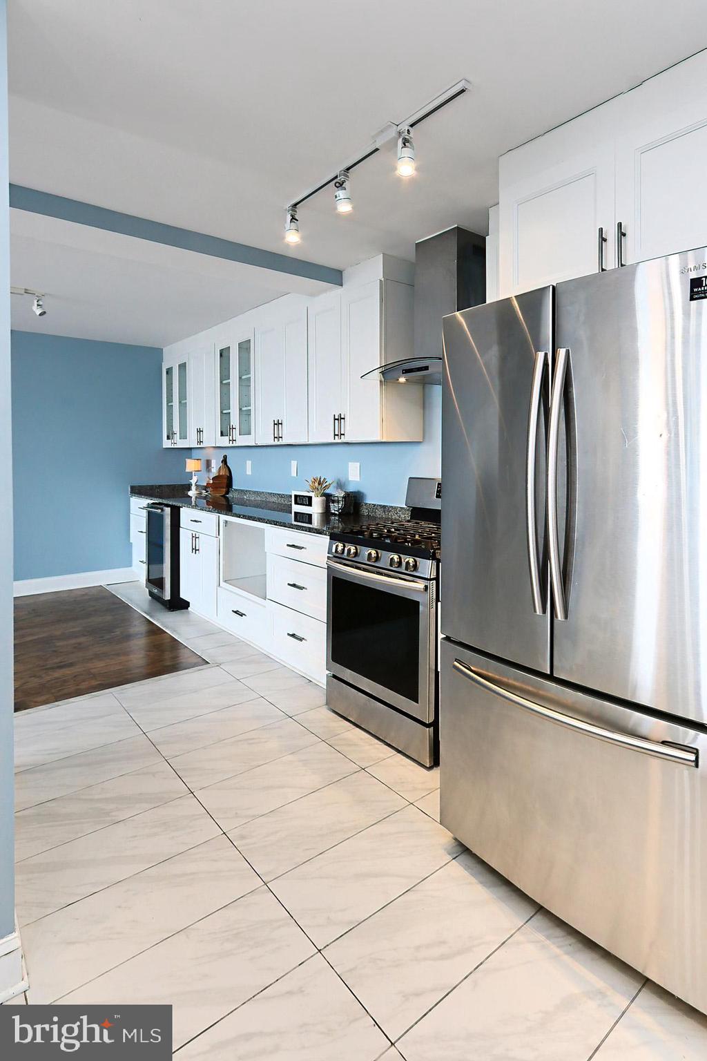 PORT ROYAL - Residential Lease