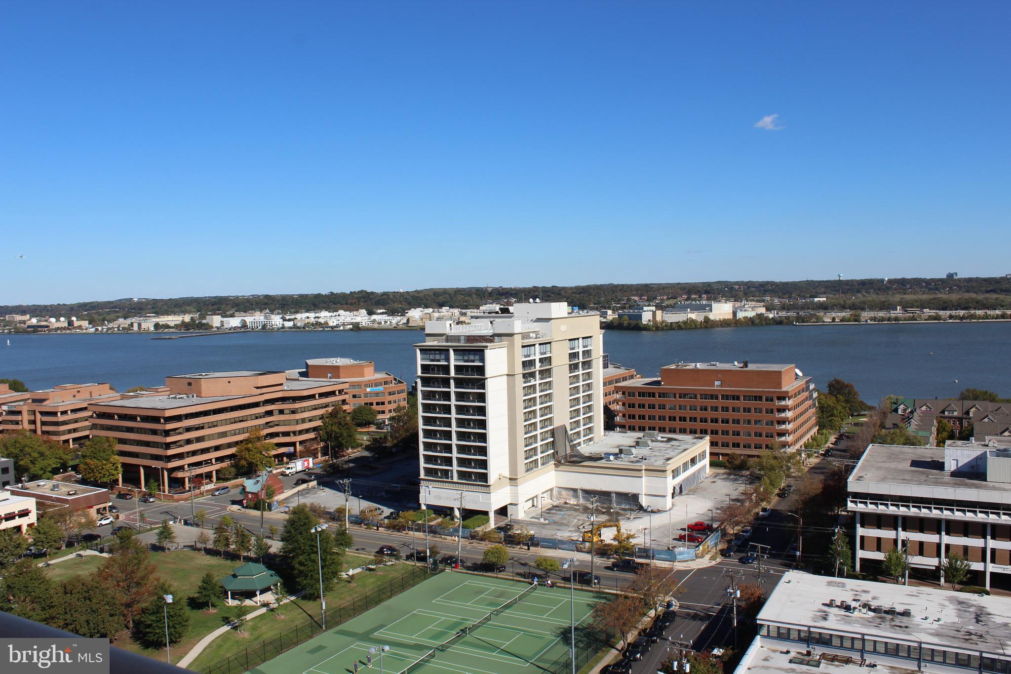 PORT ROYAL - Residential Lease