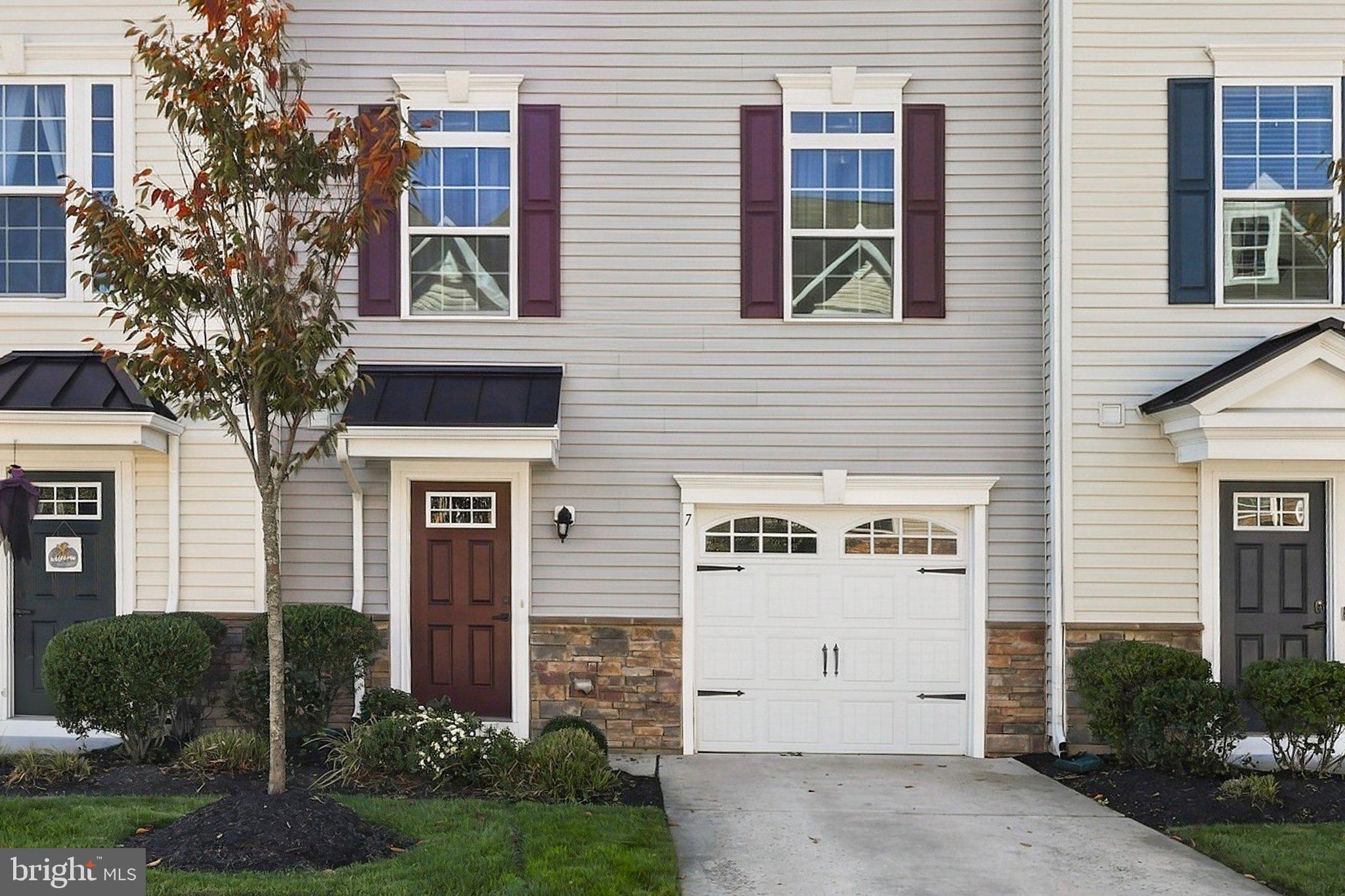 7 CARDINAL COURT