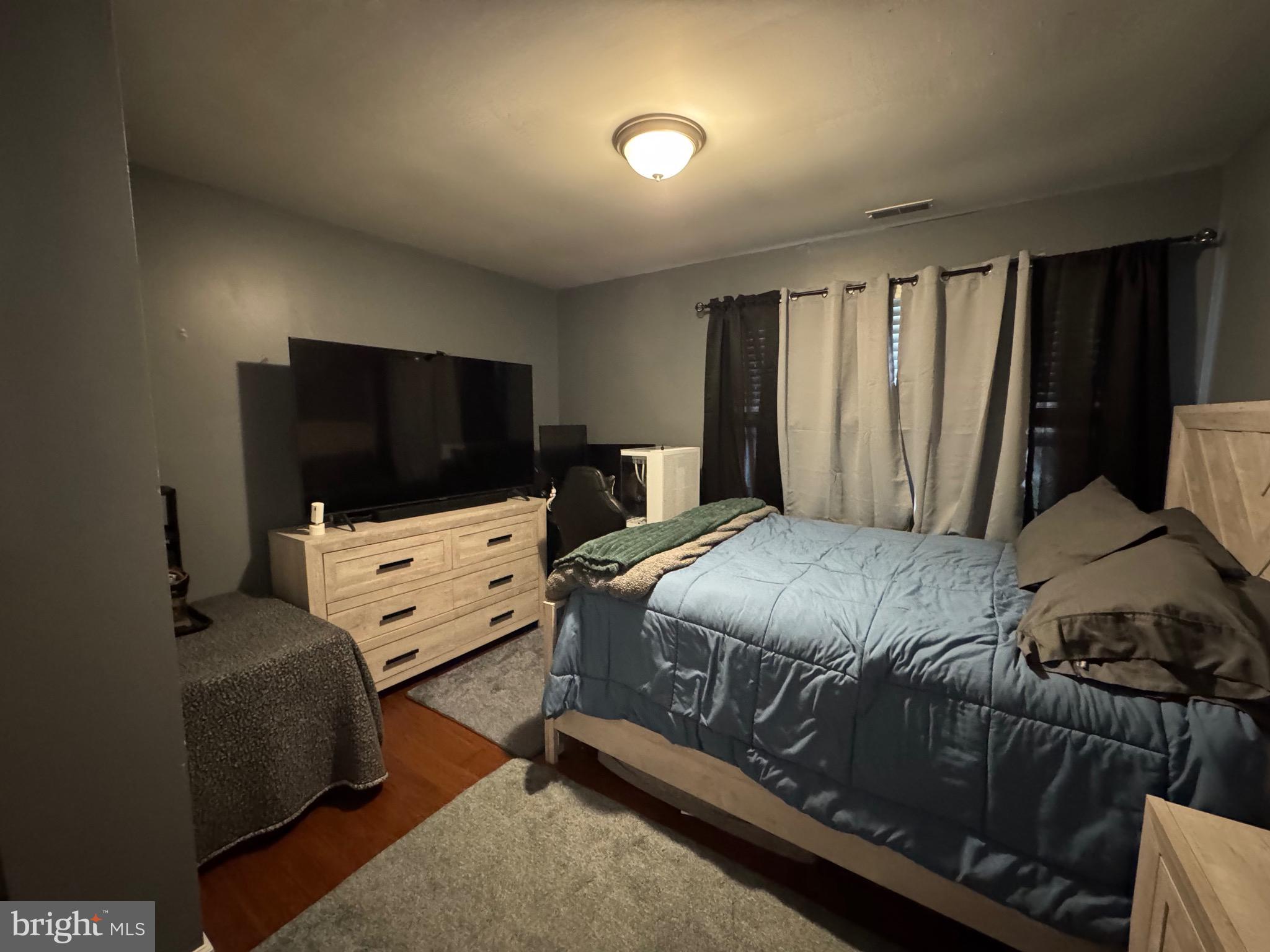 CEDARBROOK - Residential