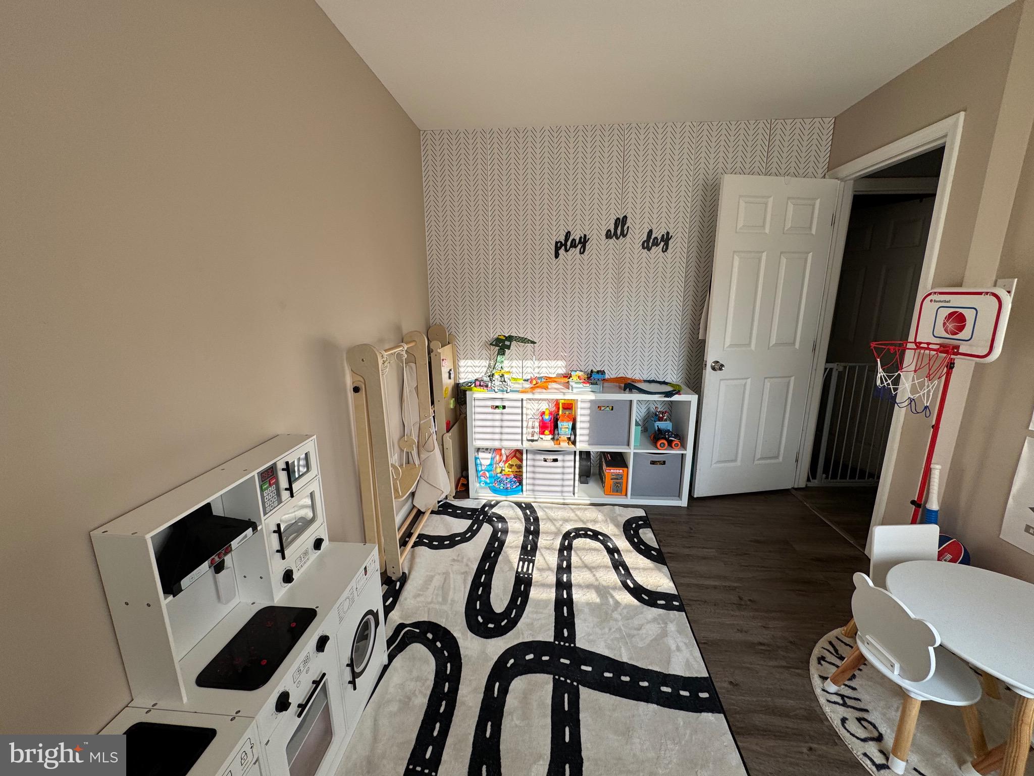 CEDARBROOK - Residential