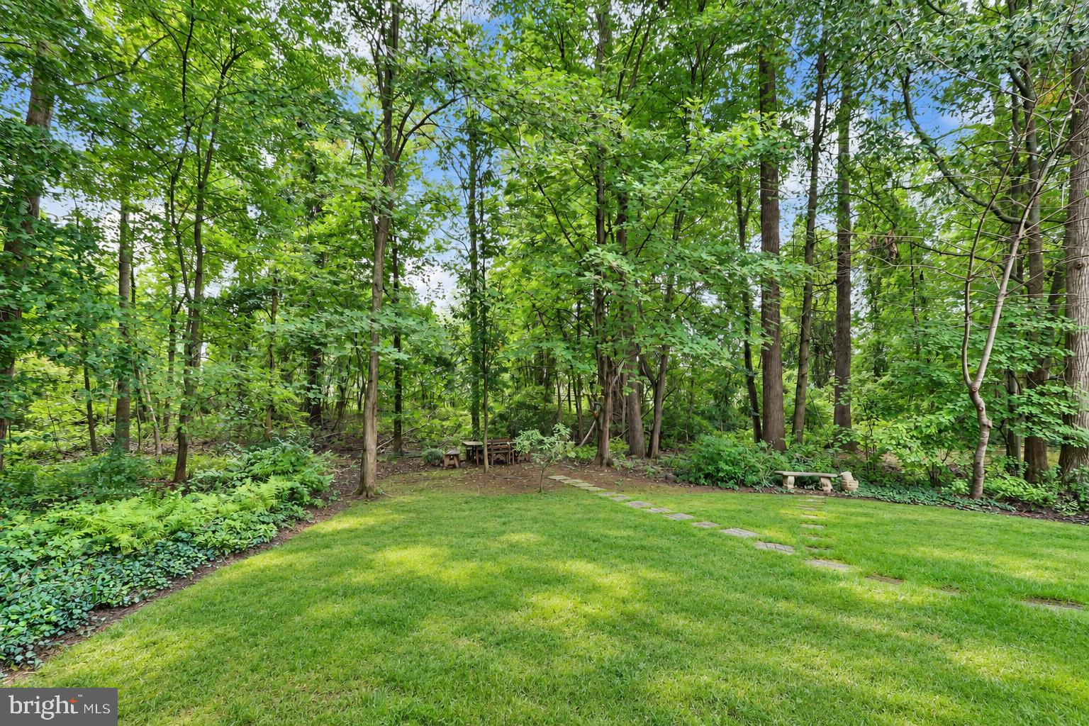 99 WOODLAND GREEN WAY