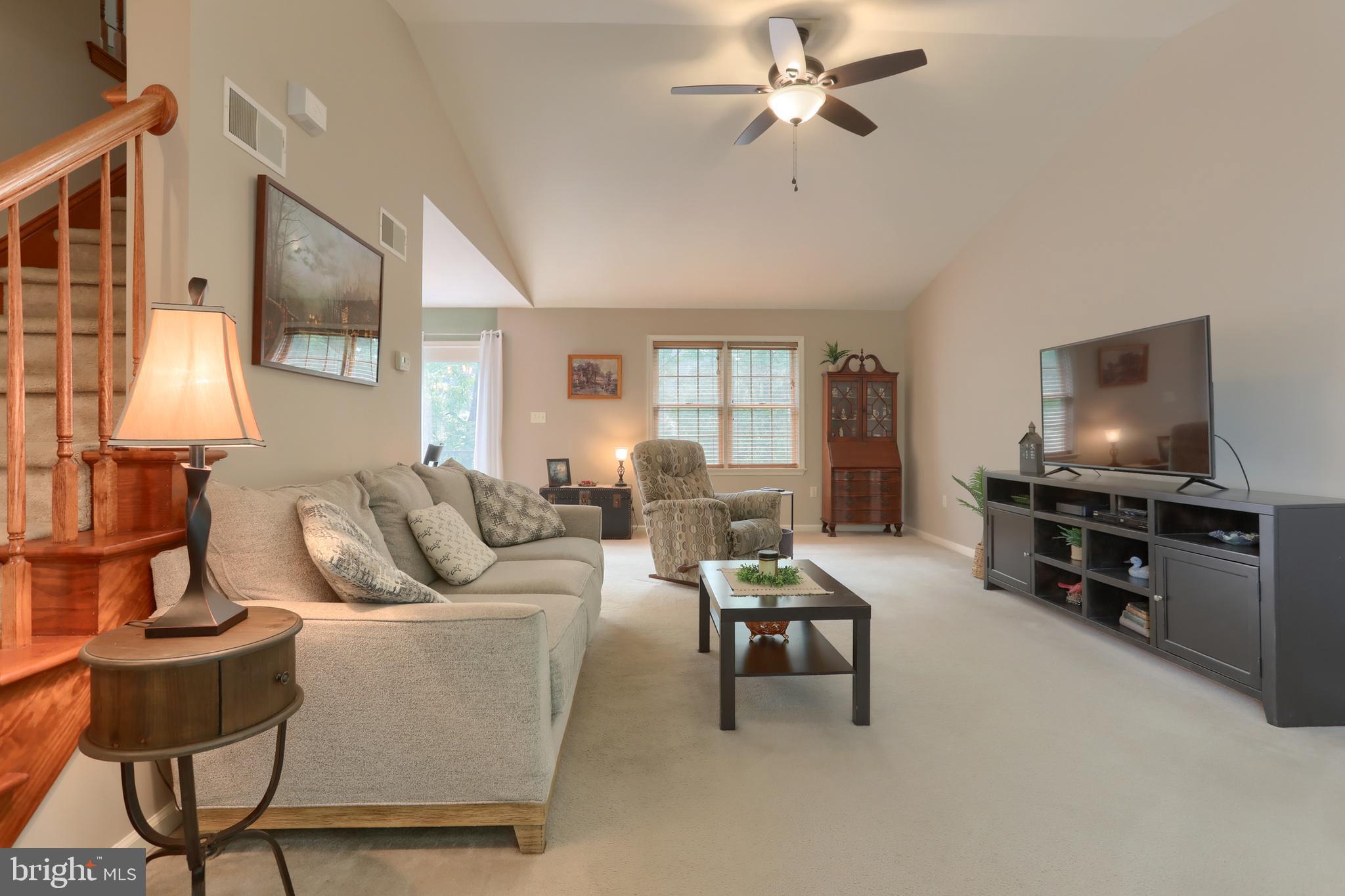 4 MAYFLY COURT