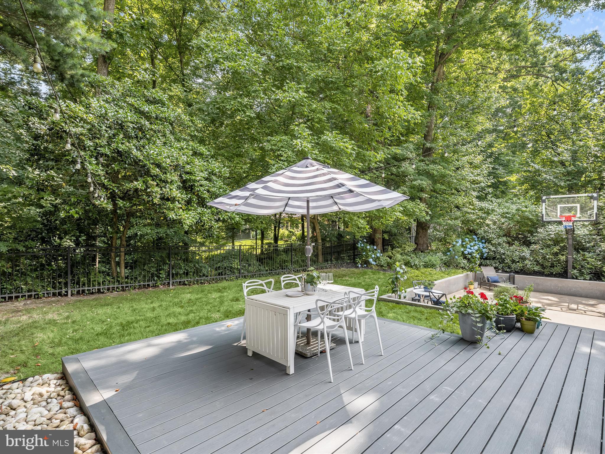 OAKWOOD KNOLLS - Residential