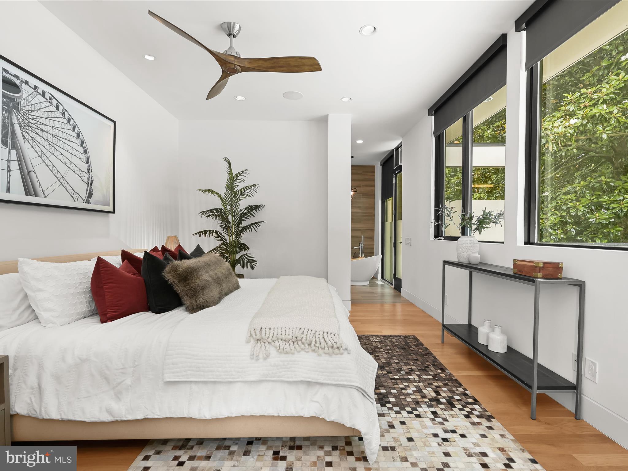 OAKWOOD KNOLLS - Residential