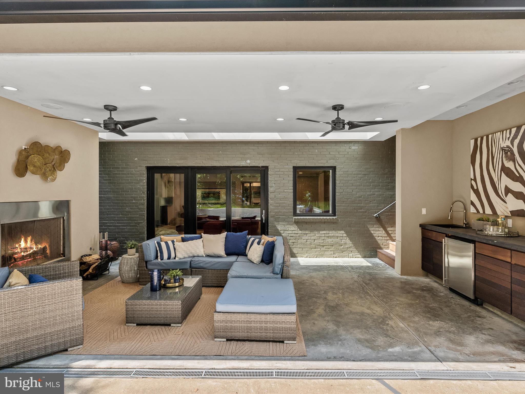 OAKWOOD KNOLLS - Residential