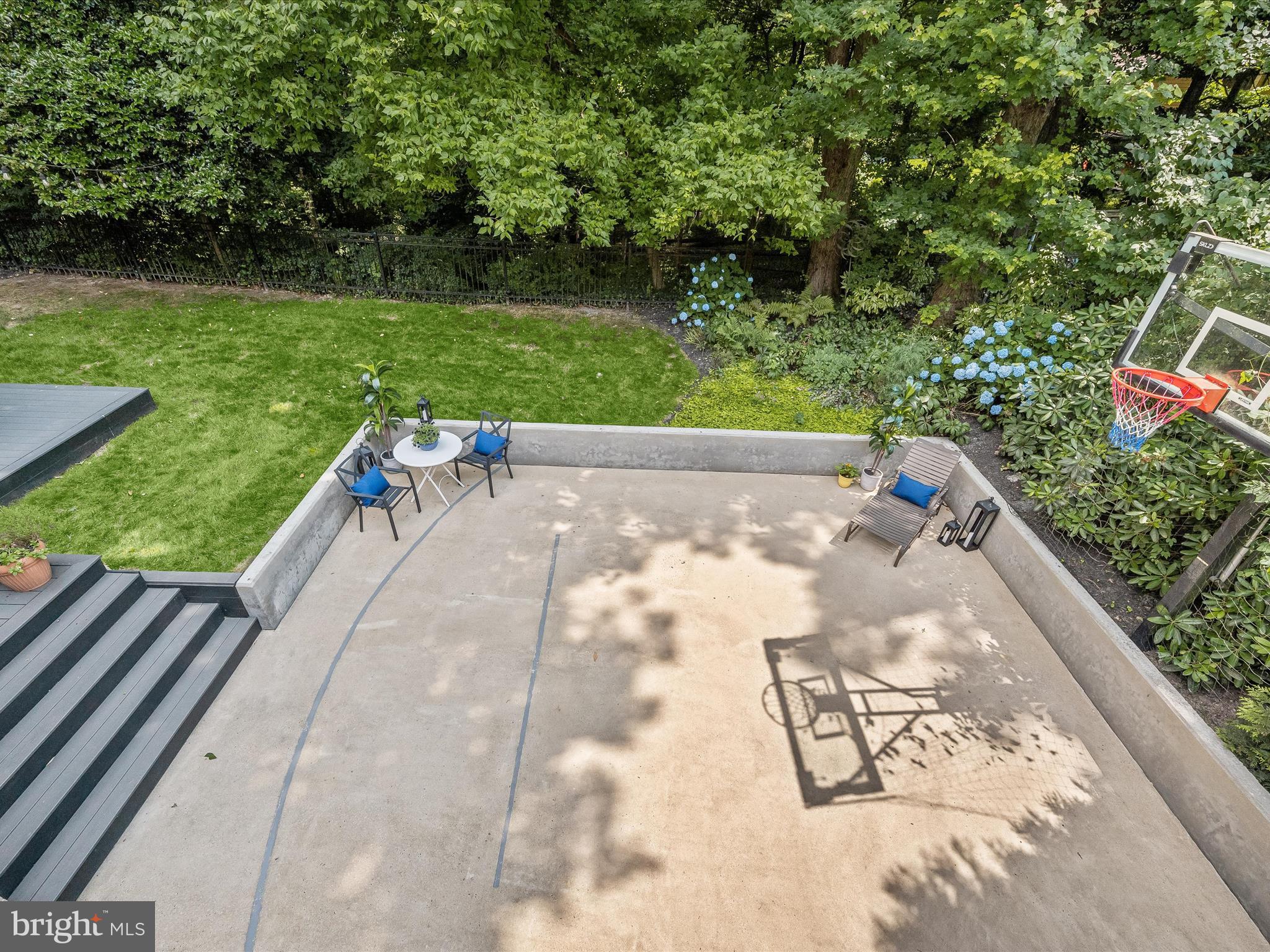 OAKWOOD KNOLLS - Residential